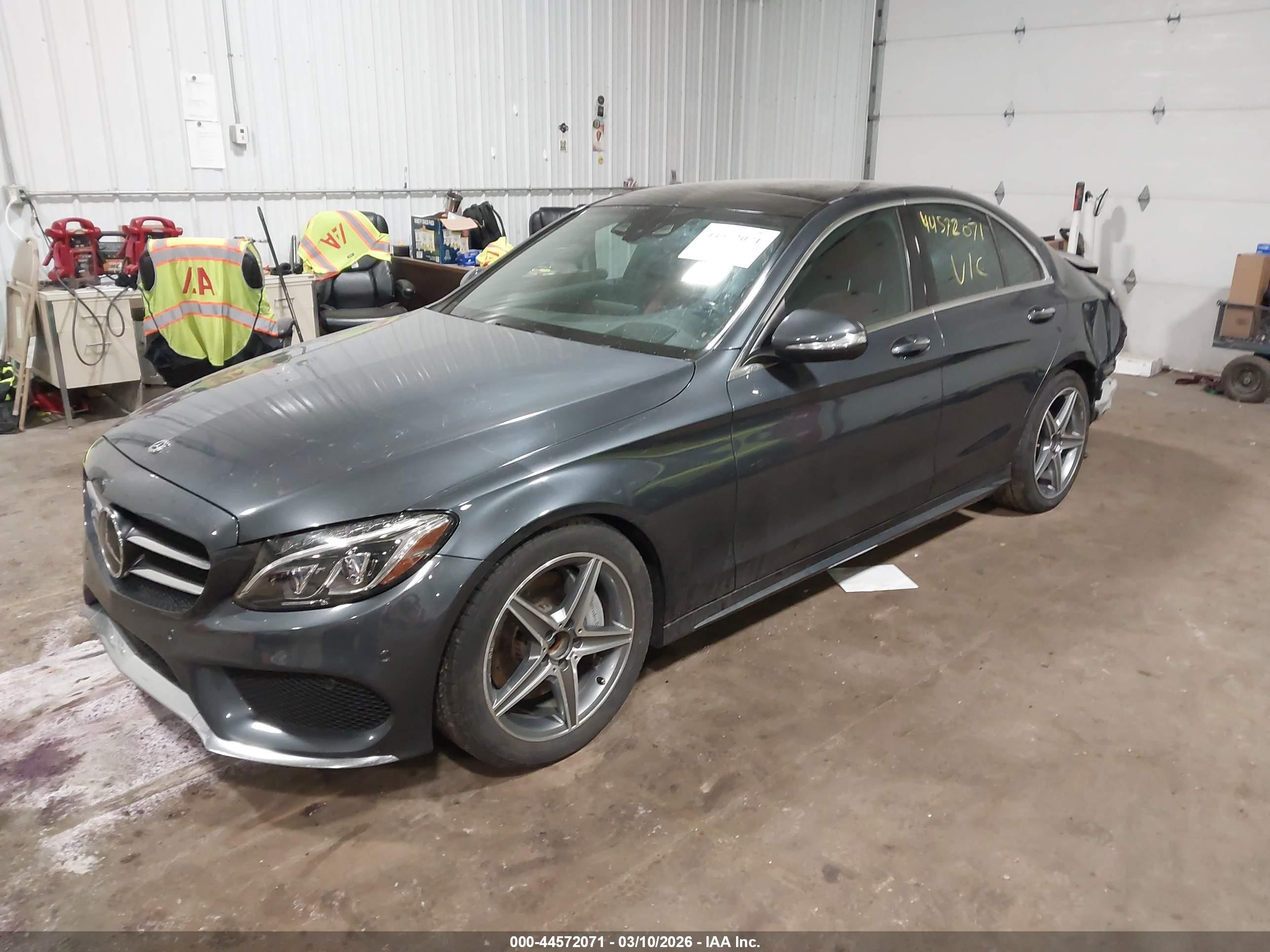 MERCEDES-BENZ C image 2