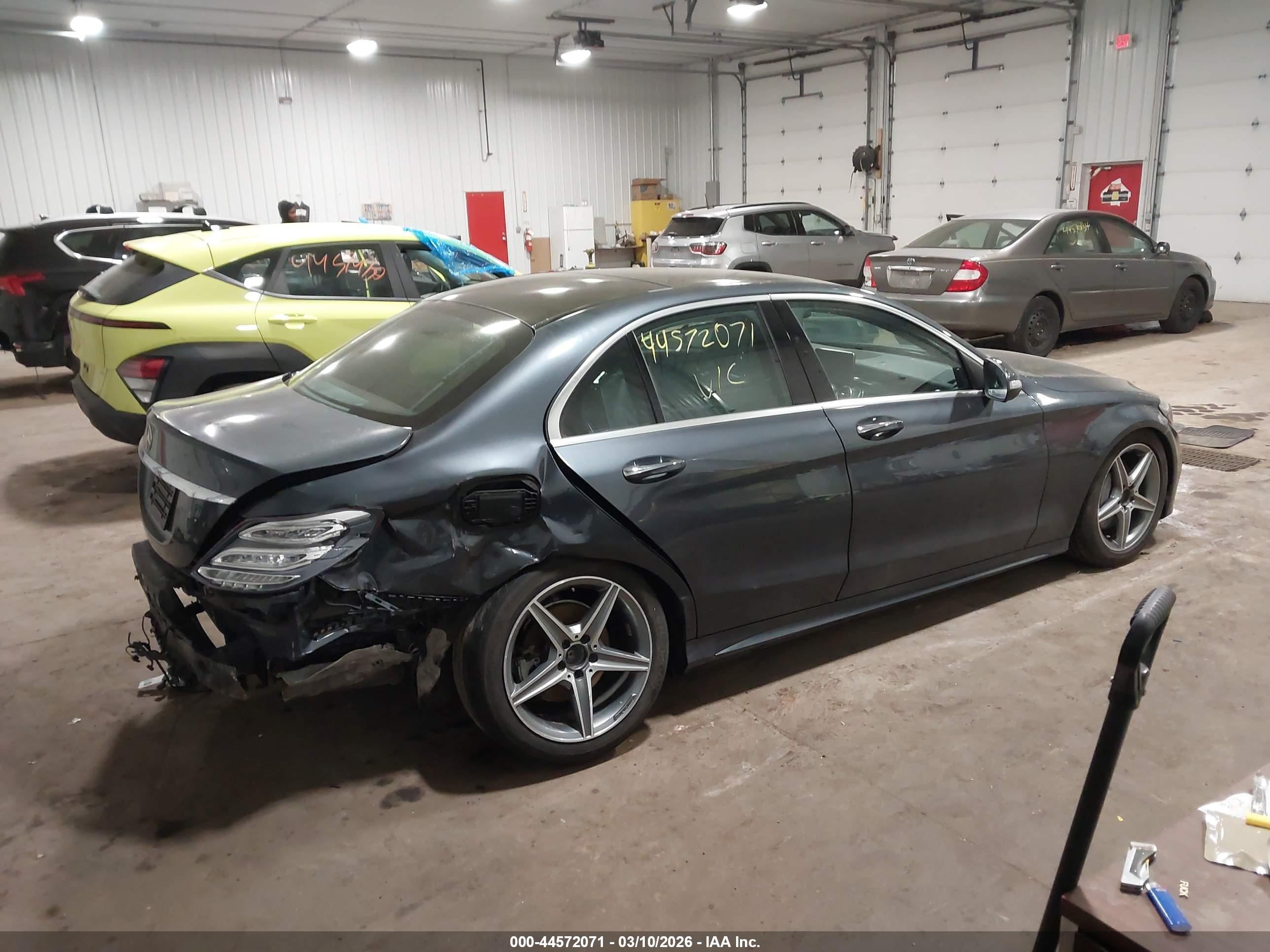 MERCEDES-BENZ C image 4