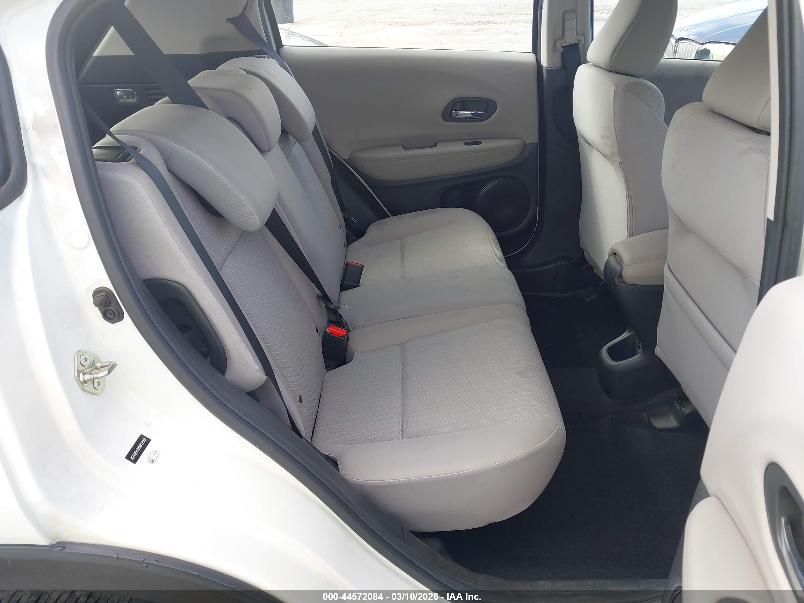 HONDA HR-V image 8