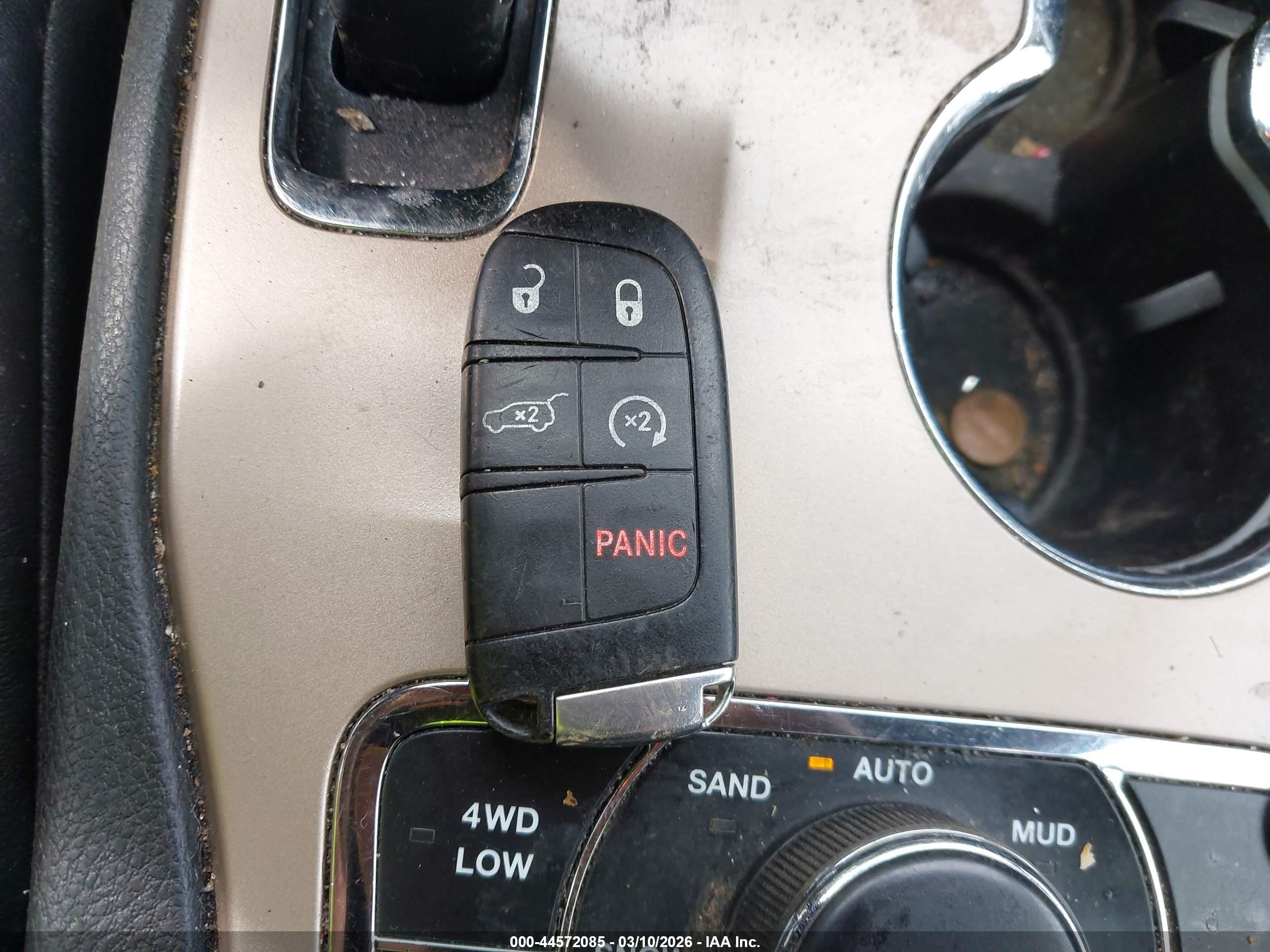 JEEP GRAND image 11