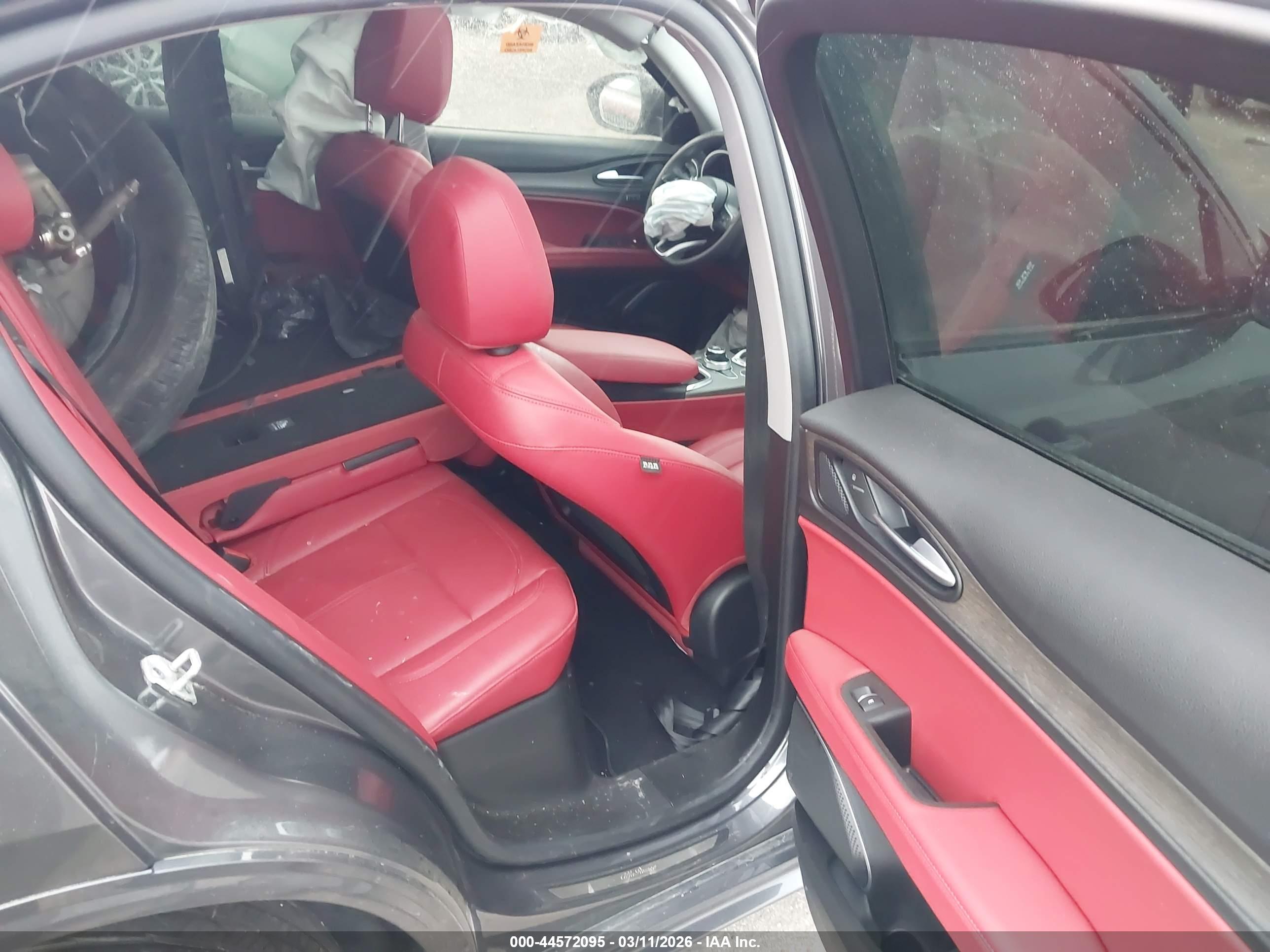 ALFA ROMEO image 8