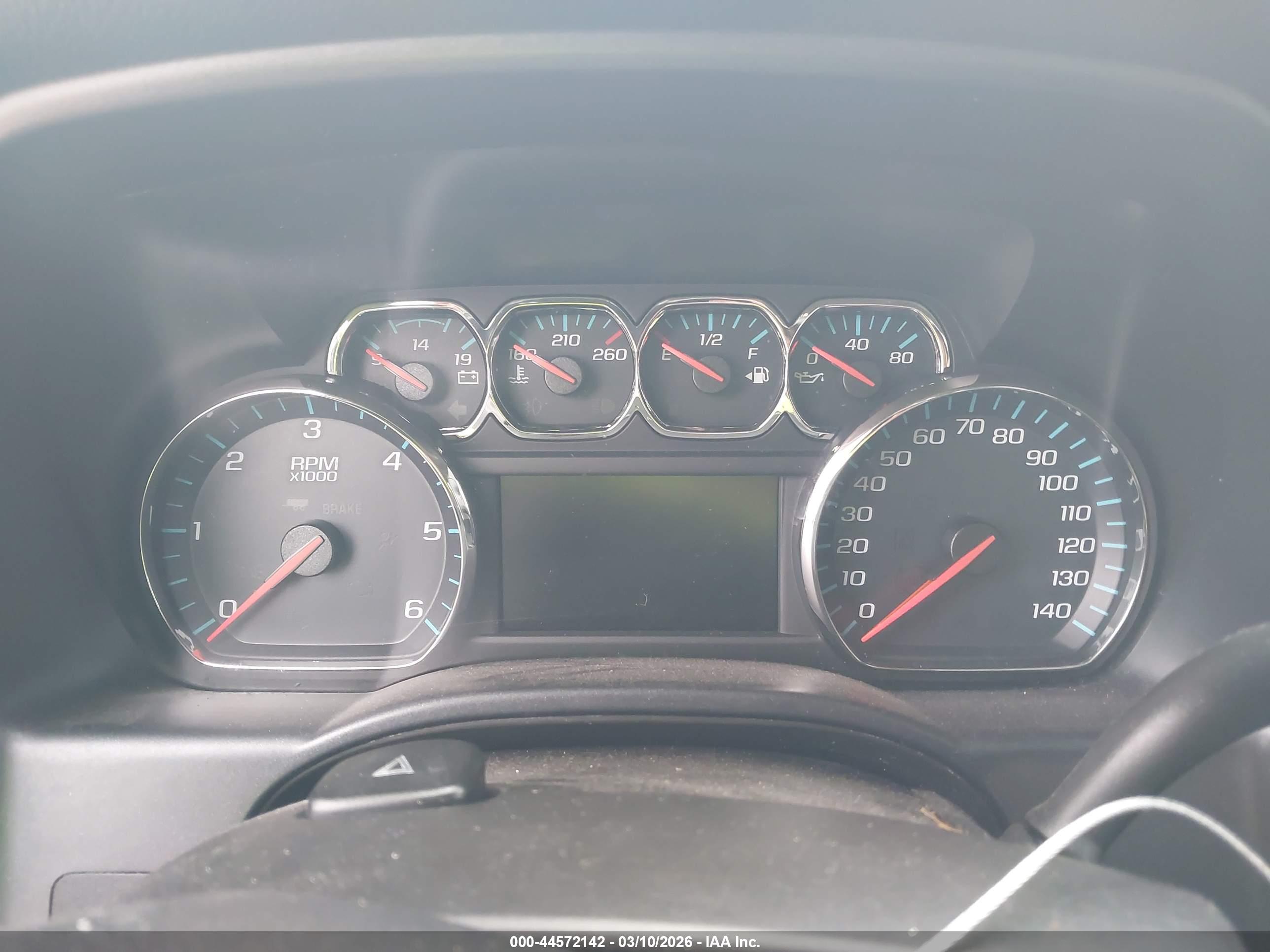 CHEVROLET SILVERADO image 7