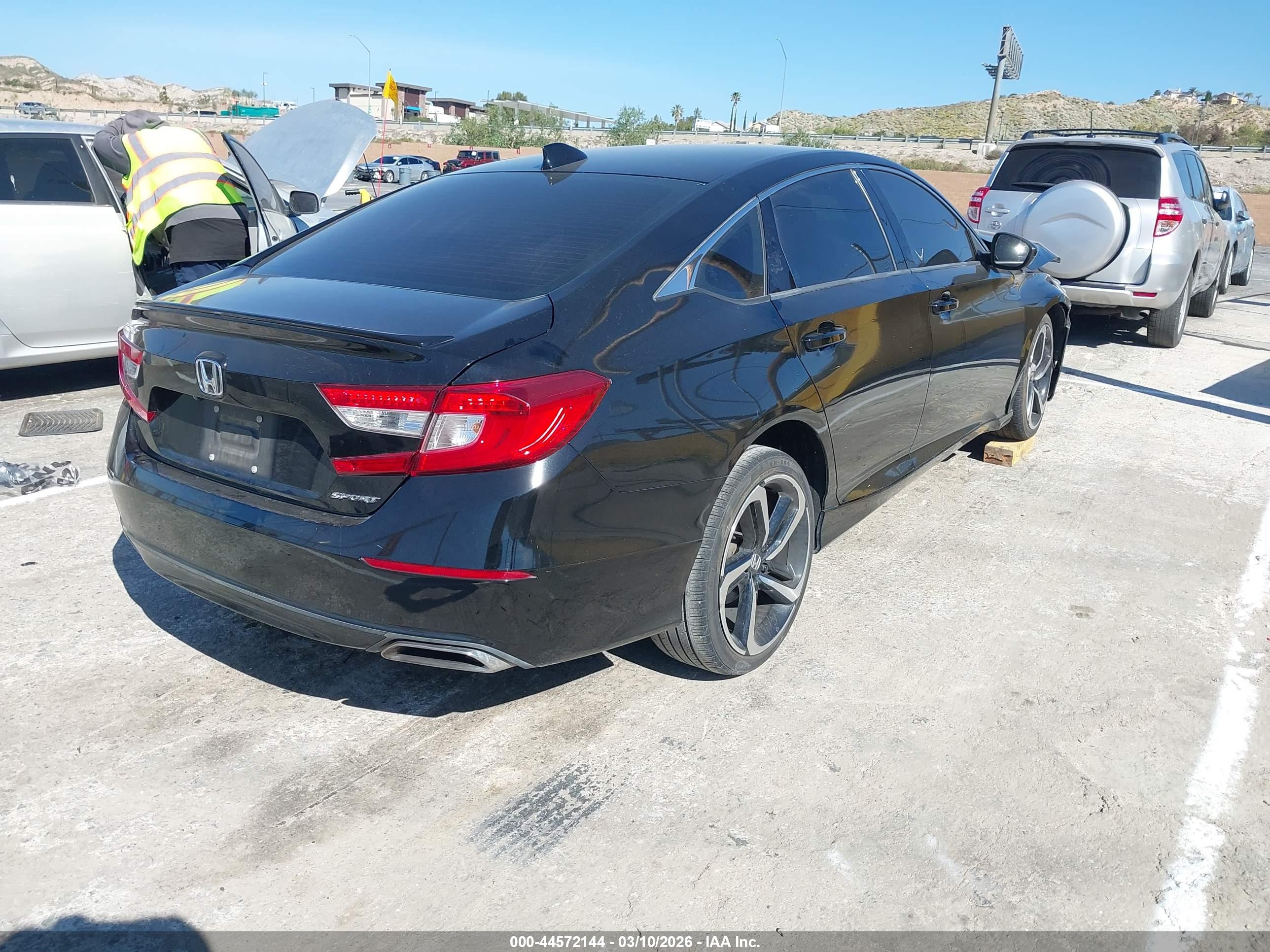 HONDA ACCORD image 4