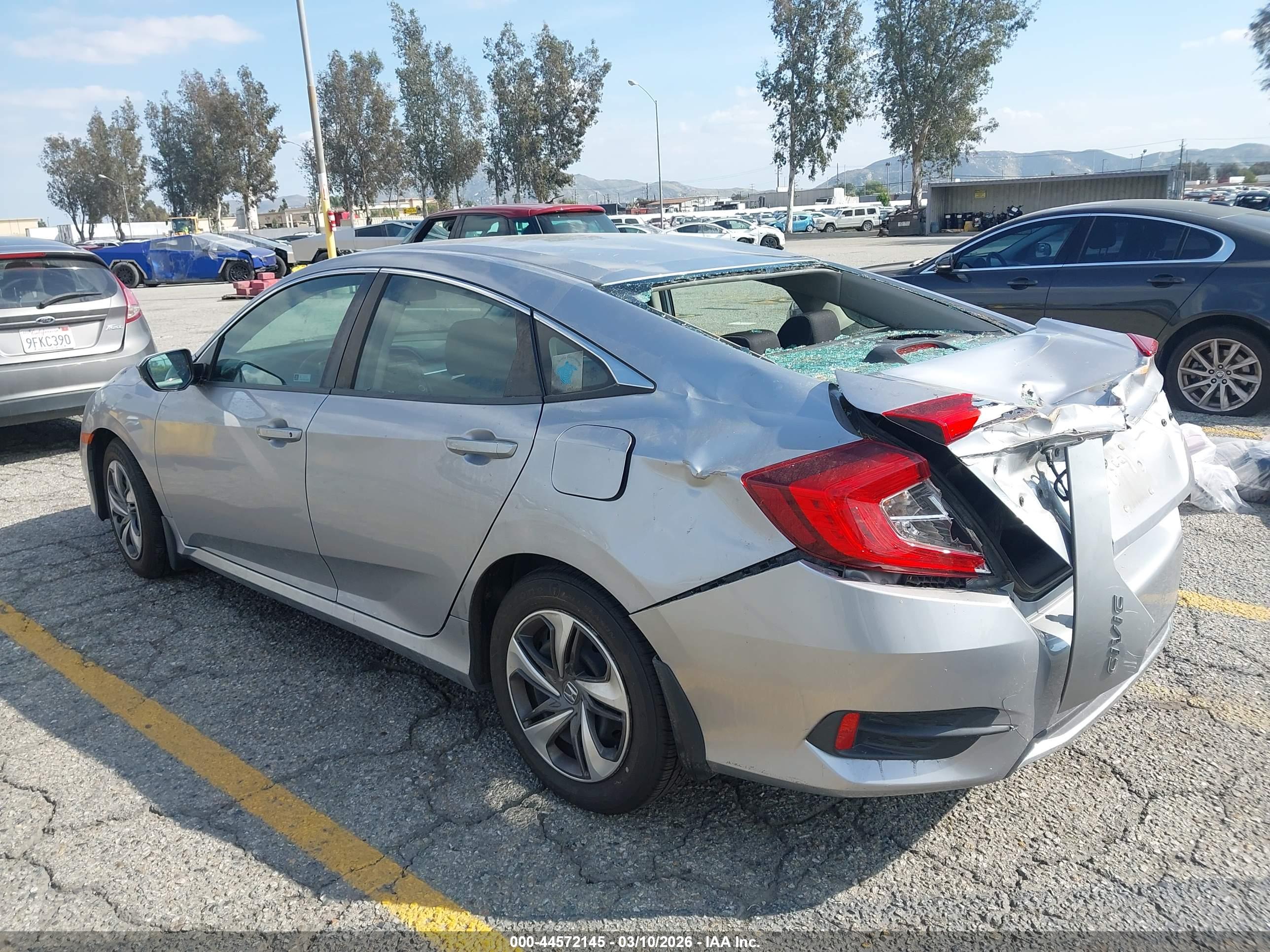 HONDA CIVIC image 3