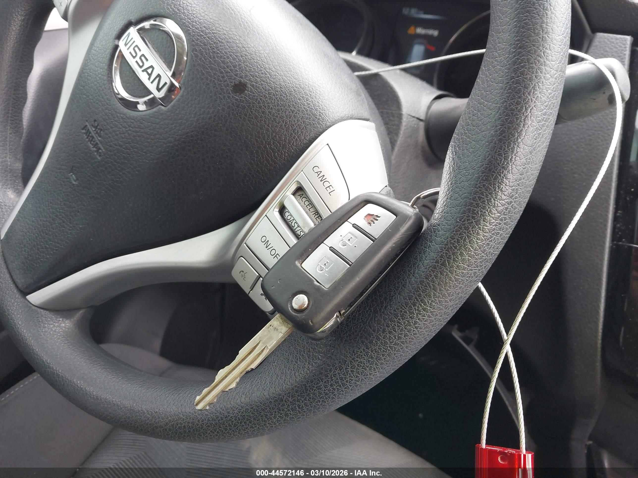 NISSAN ROGUE image 11