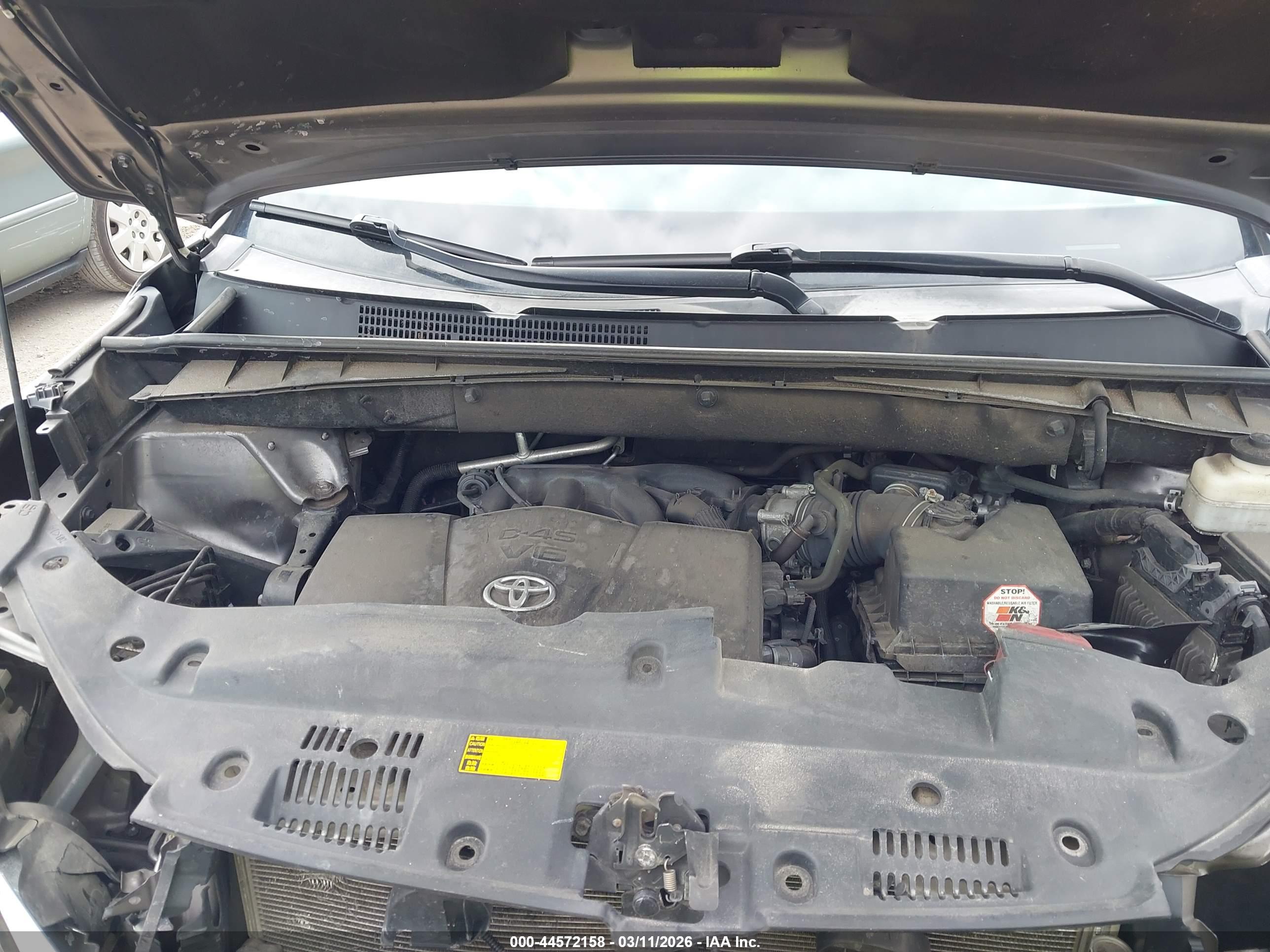 TOYOTA HIGHLANDER image 10