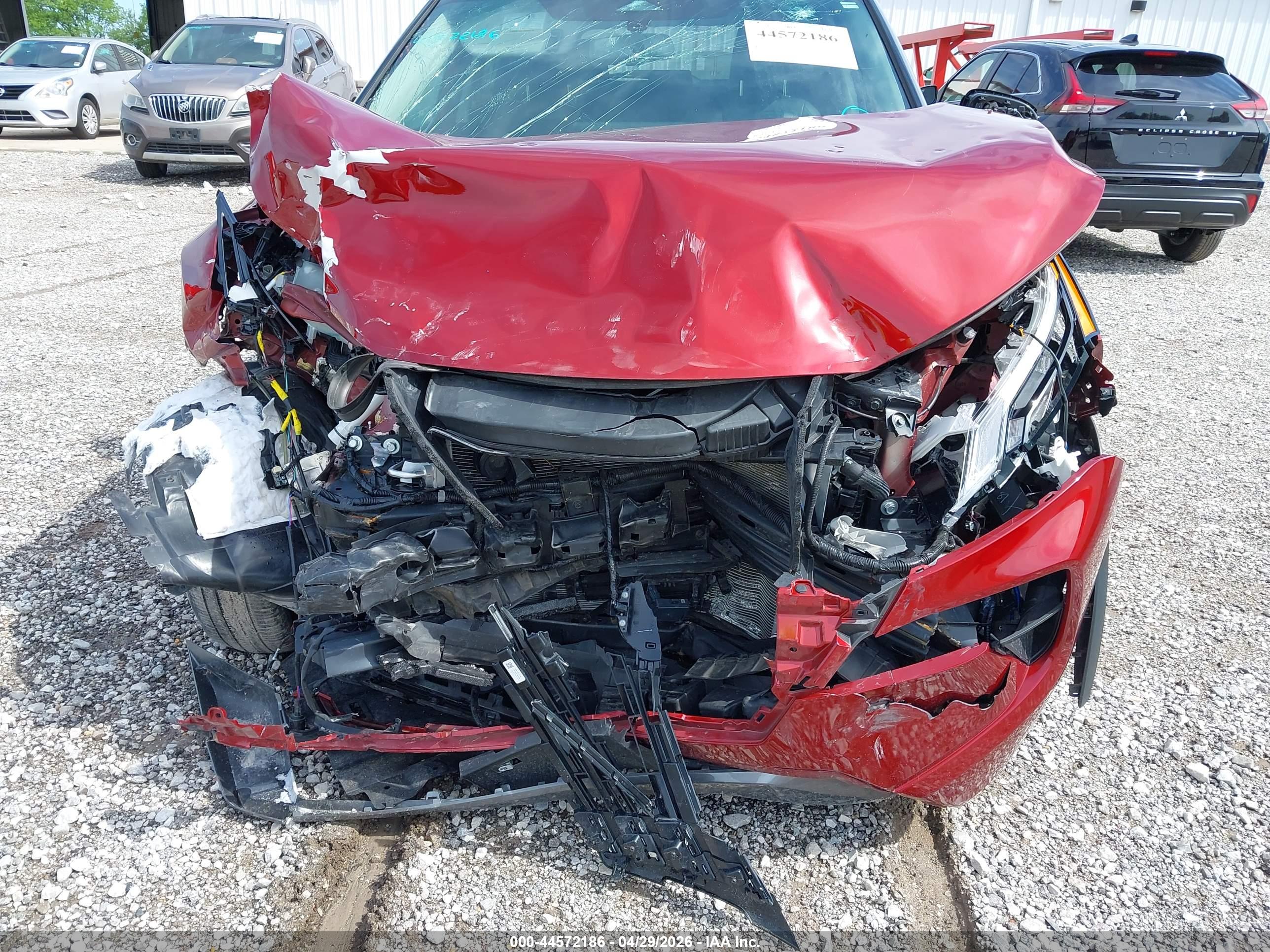 NISSAN ROGUE image 6