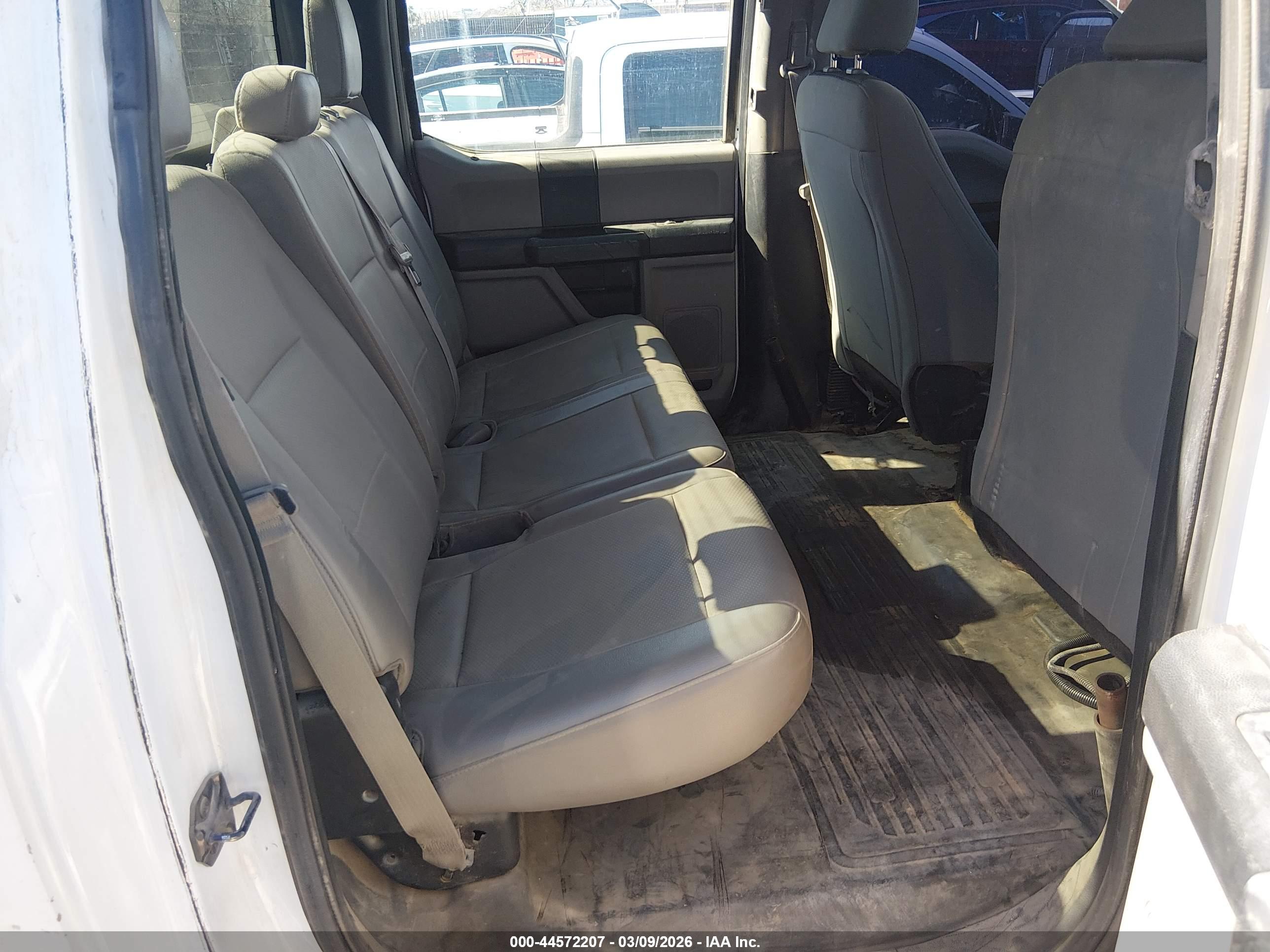 FORD F-150 image 8