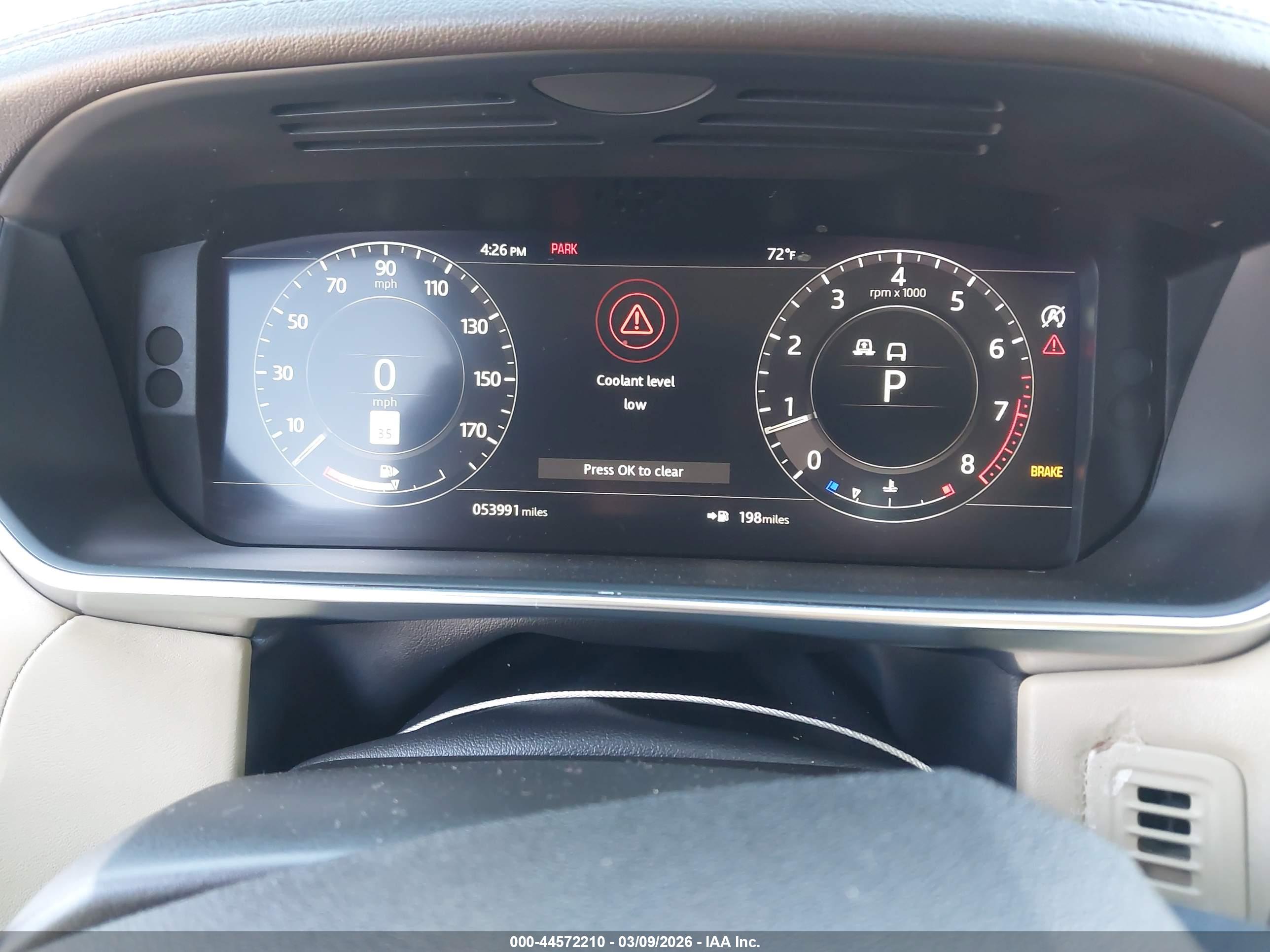 LAND ROVER image 7