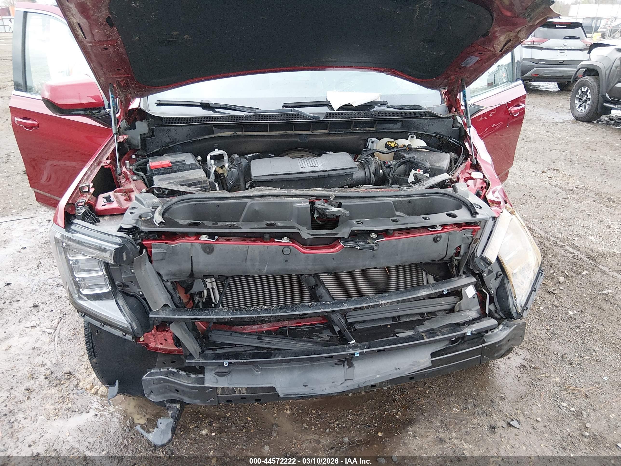 GMC YUKON image 10