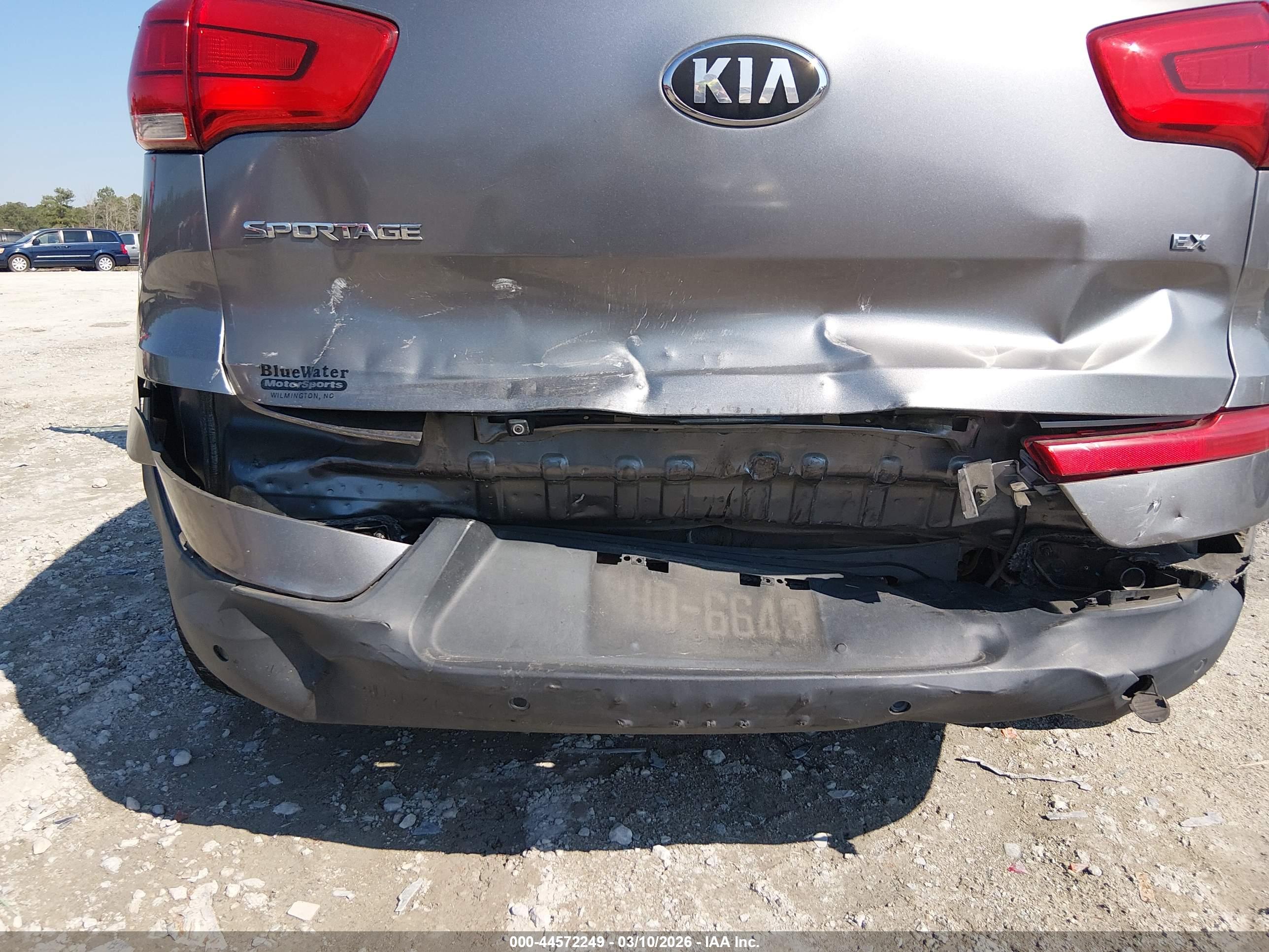 KIA SPORTAGE image 6