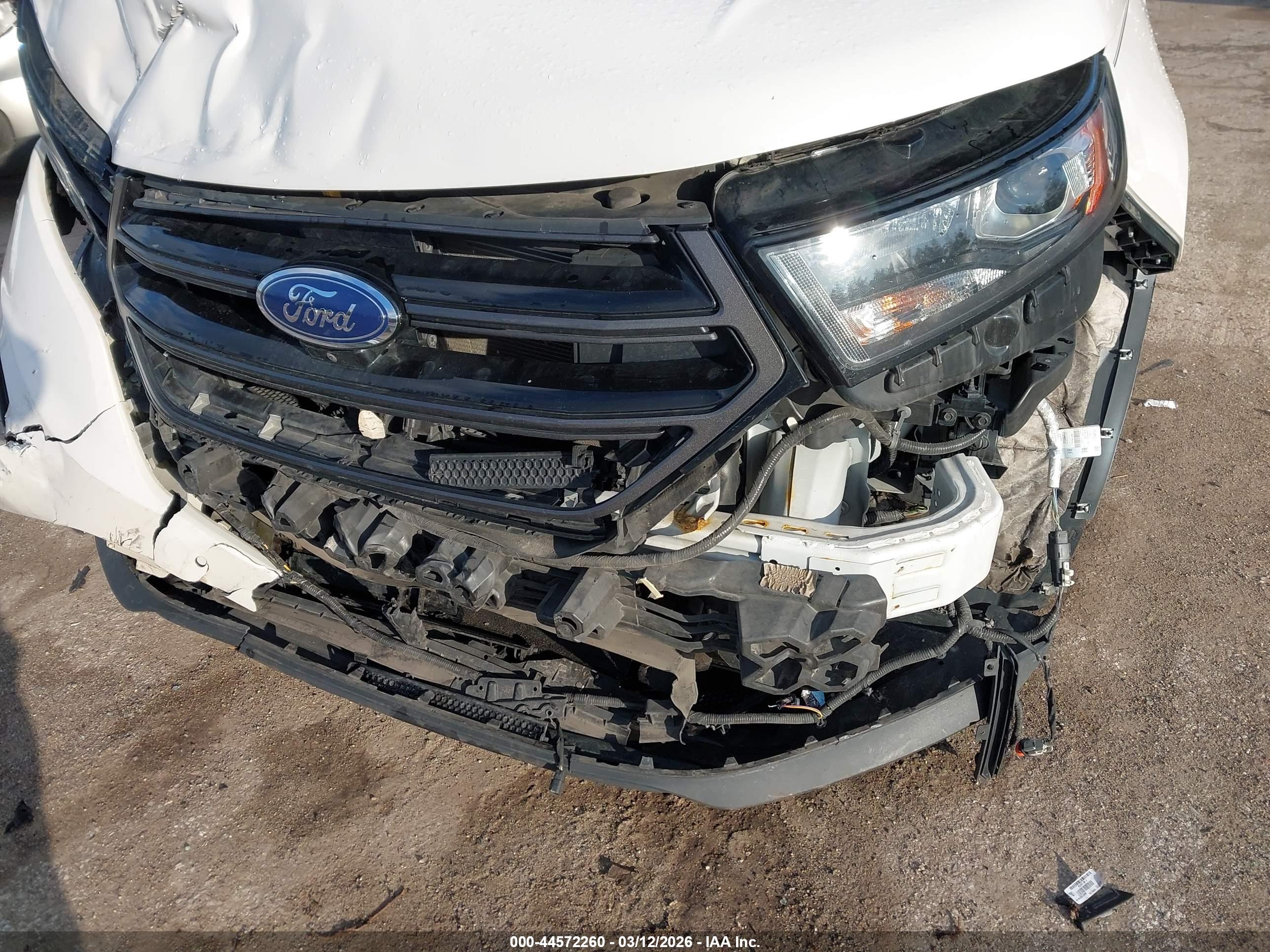 FORD EDGE image 6