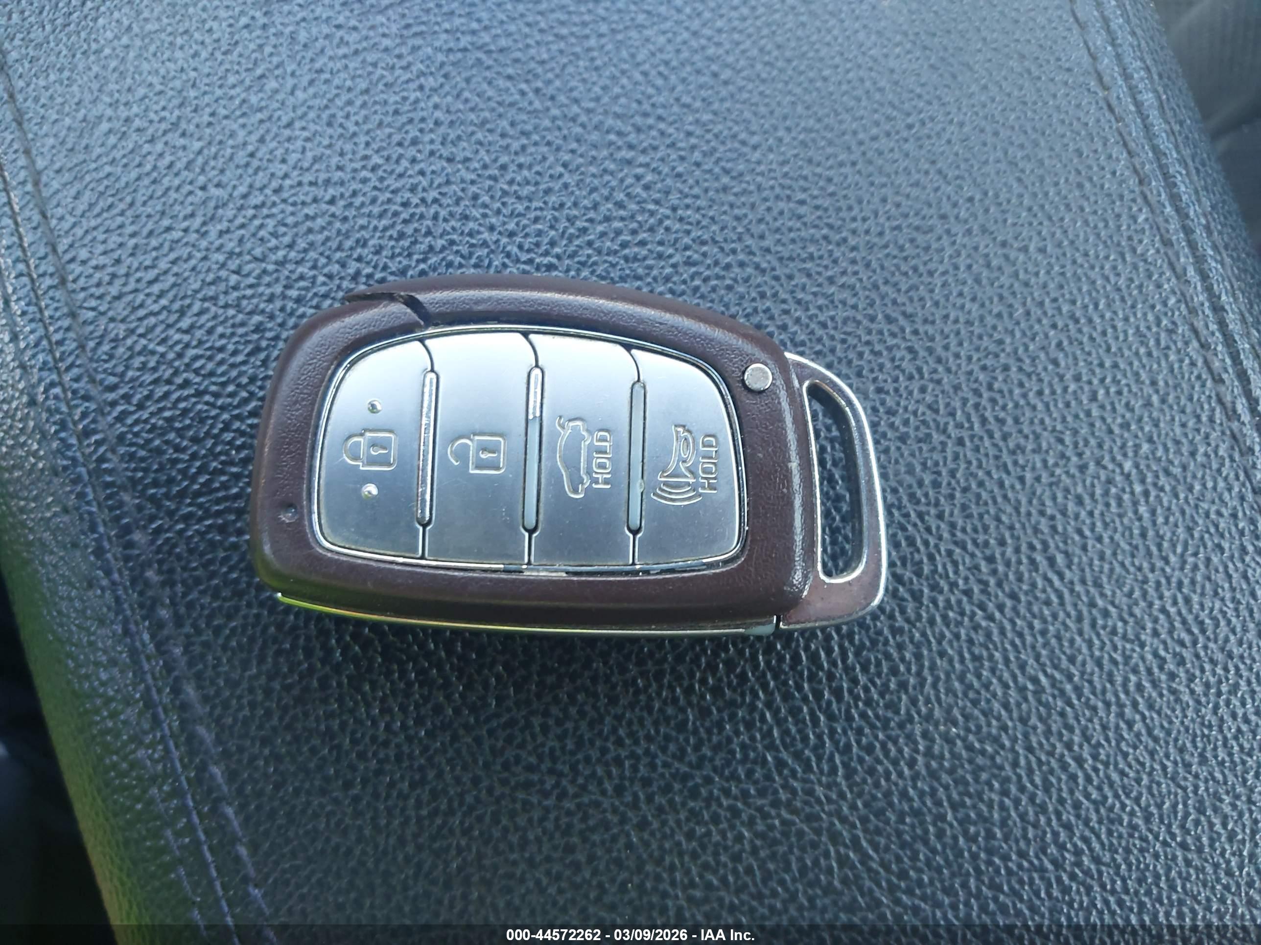 HYUNDAI SONATA image 11