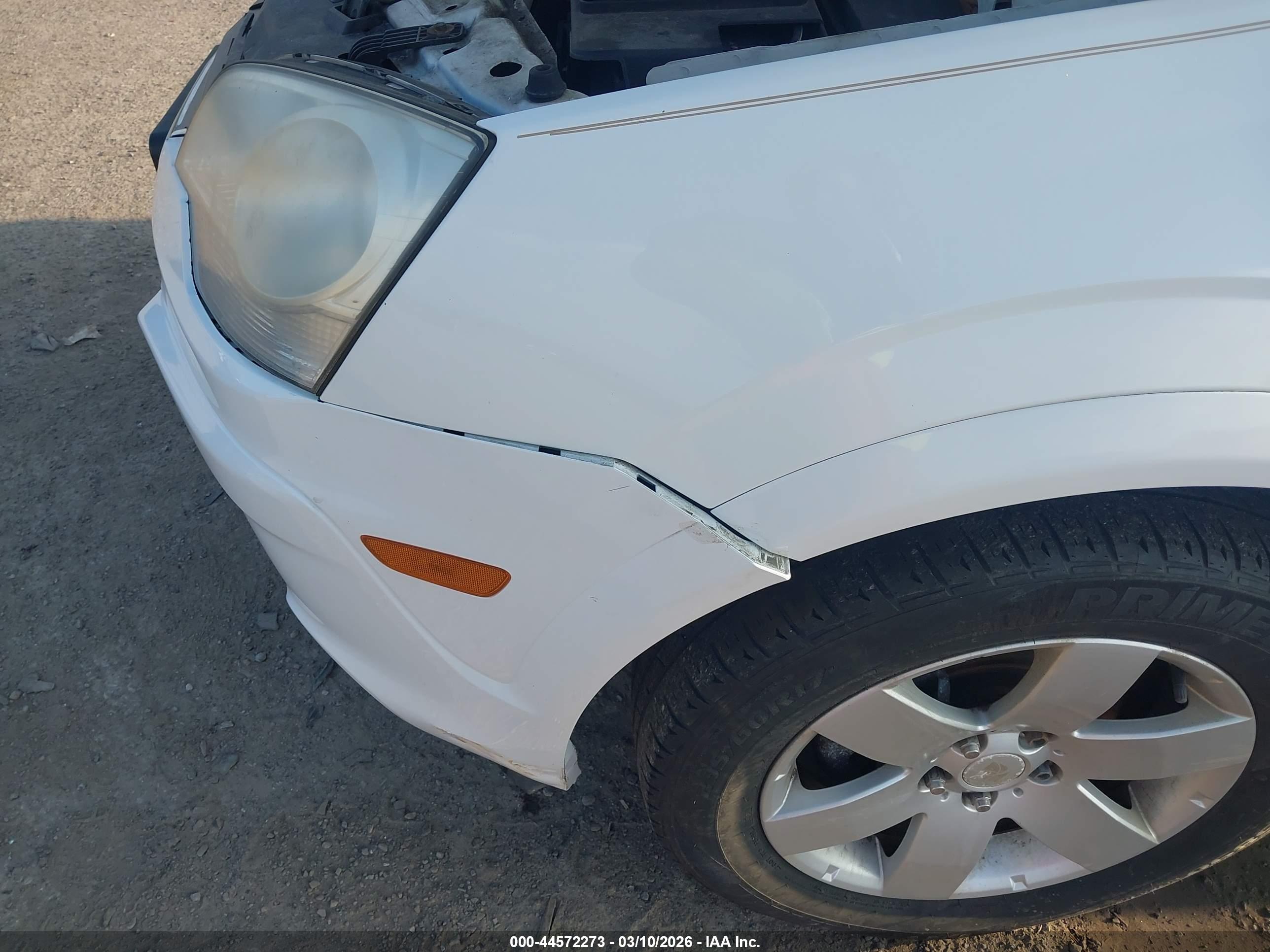 SATURN VUE image 6
