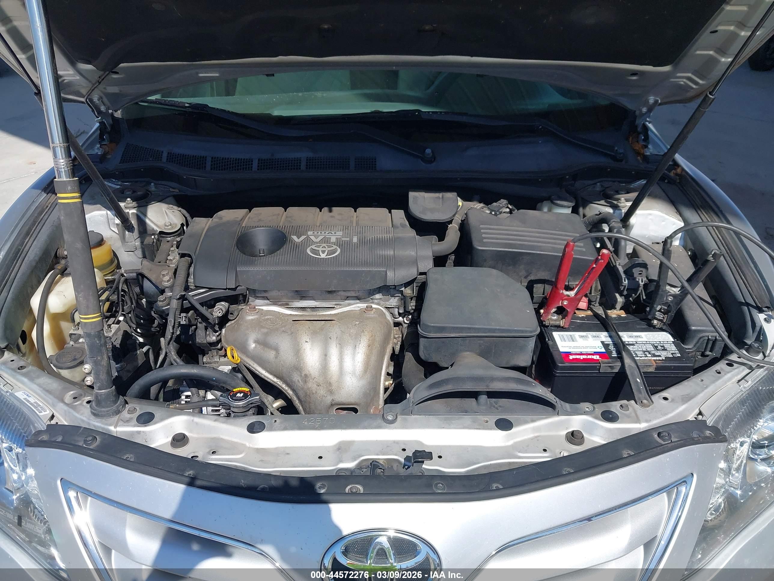 TOYOTA CAMRY image 10