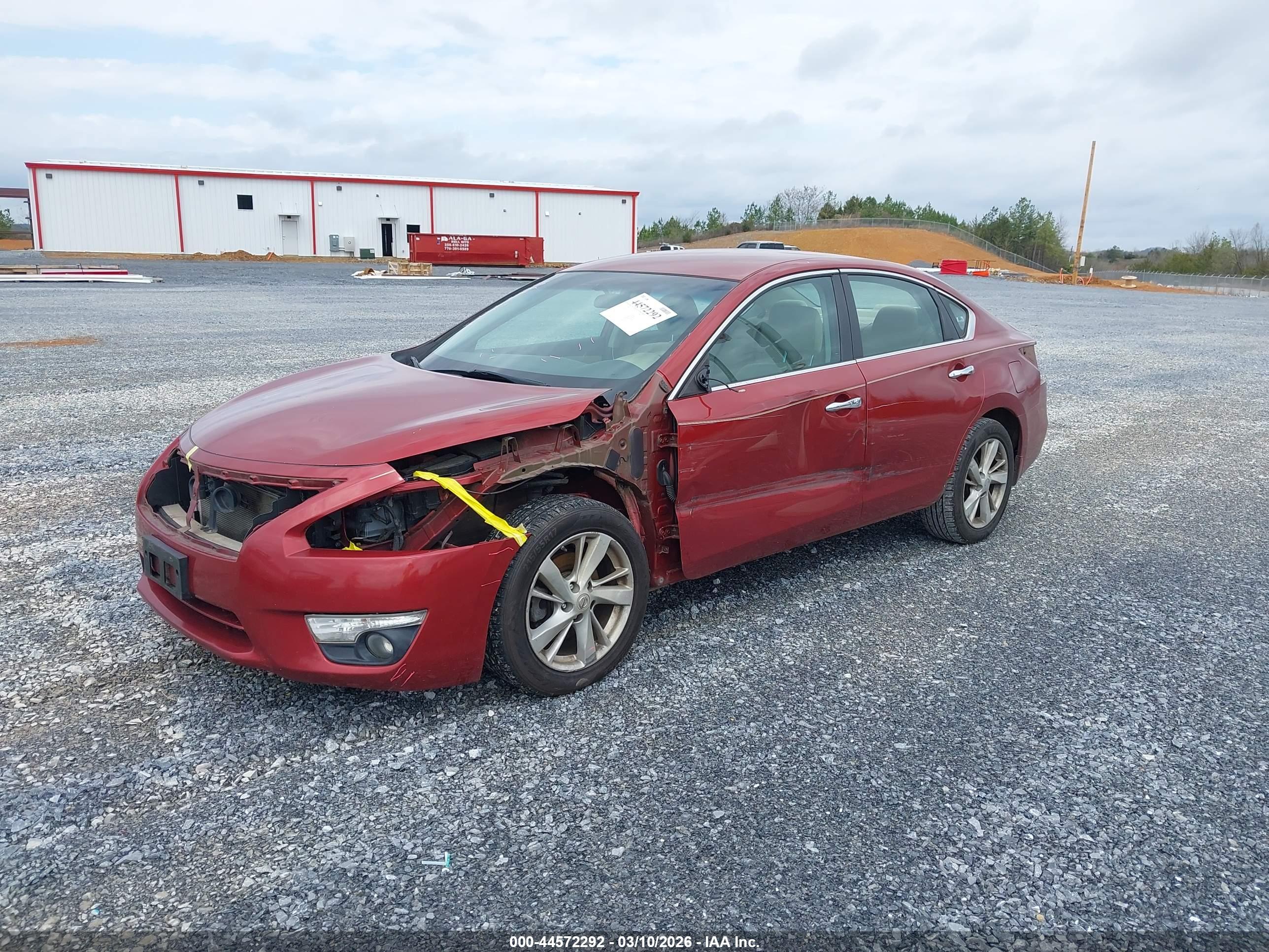 NISSAN ALTIMA image 2