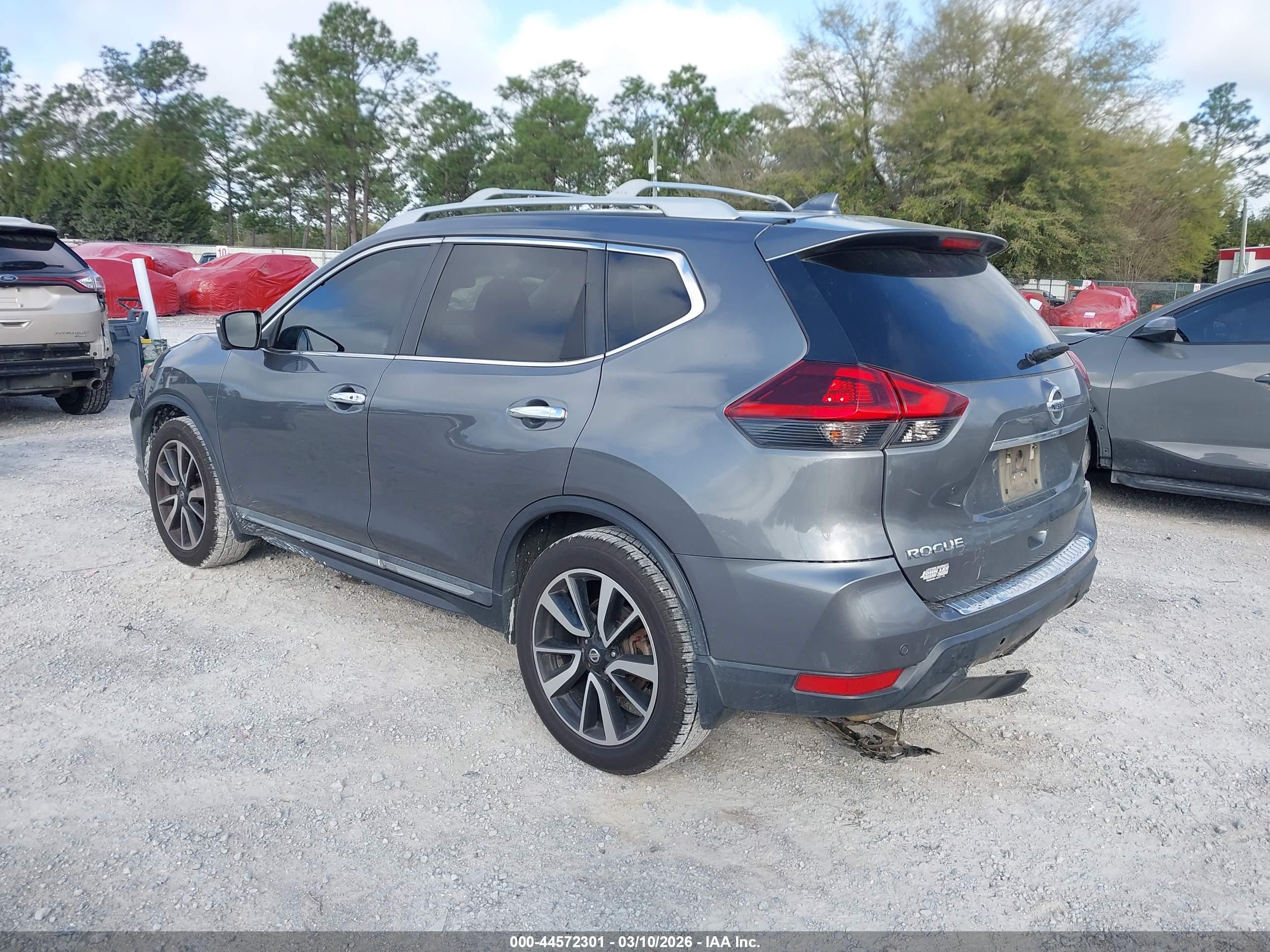 NISSAN ROGUE image 3
