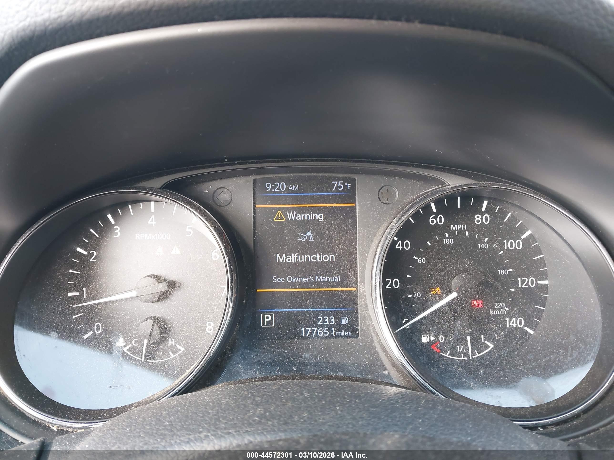 NISSAN ROGUE image 7