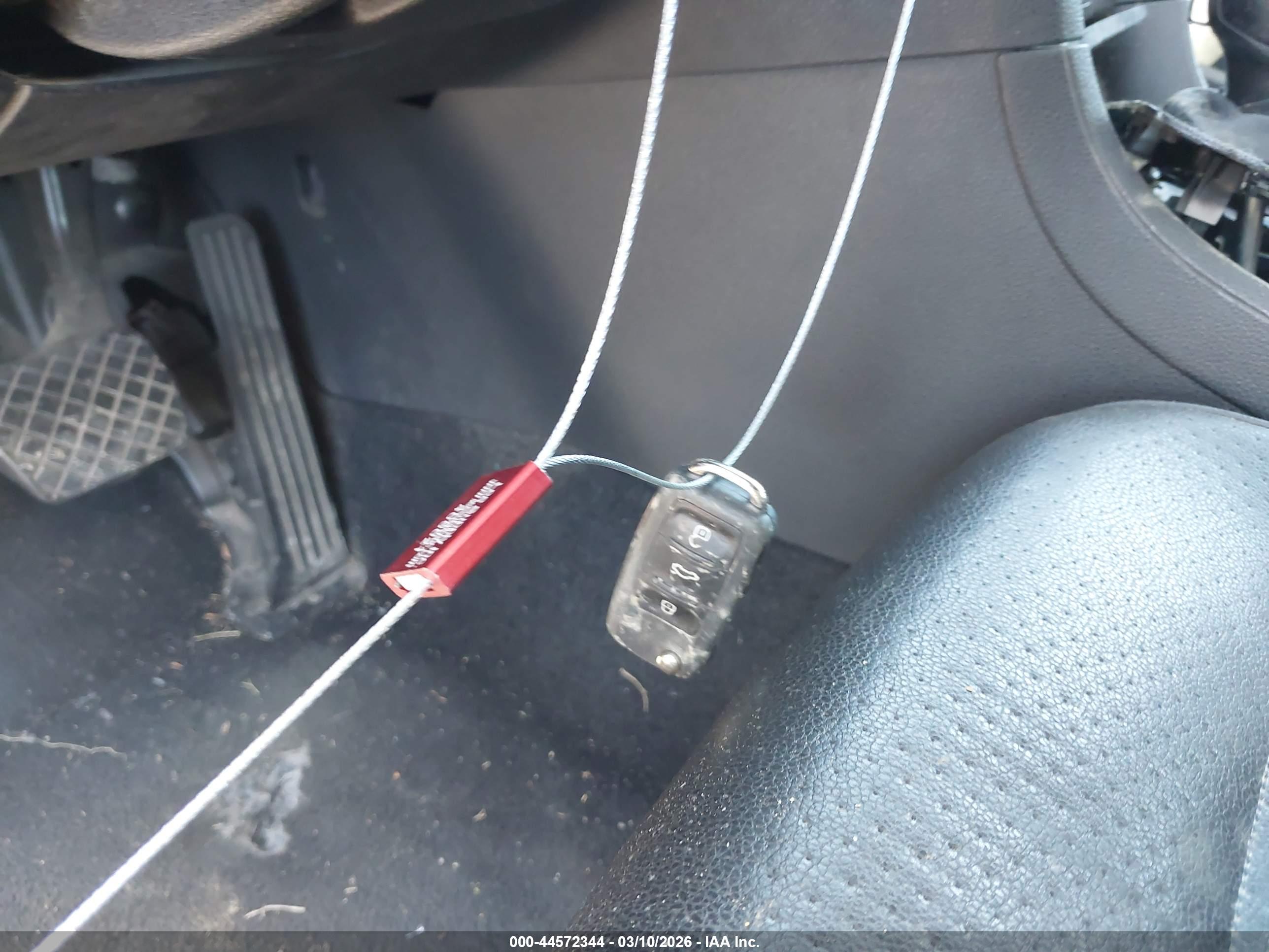 VOLKSWAGEN PASSAT image 11