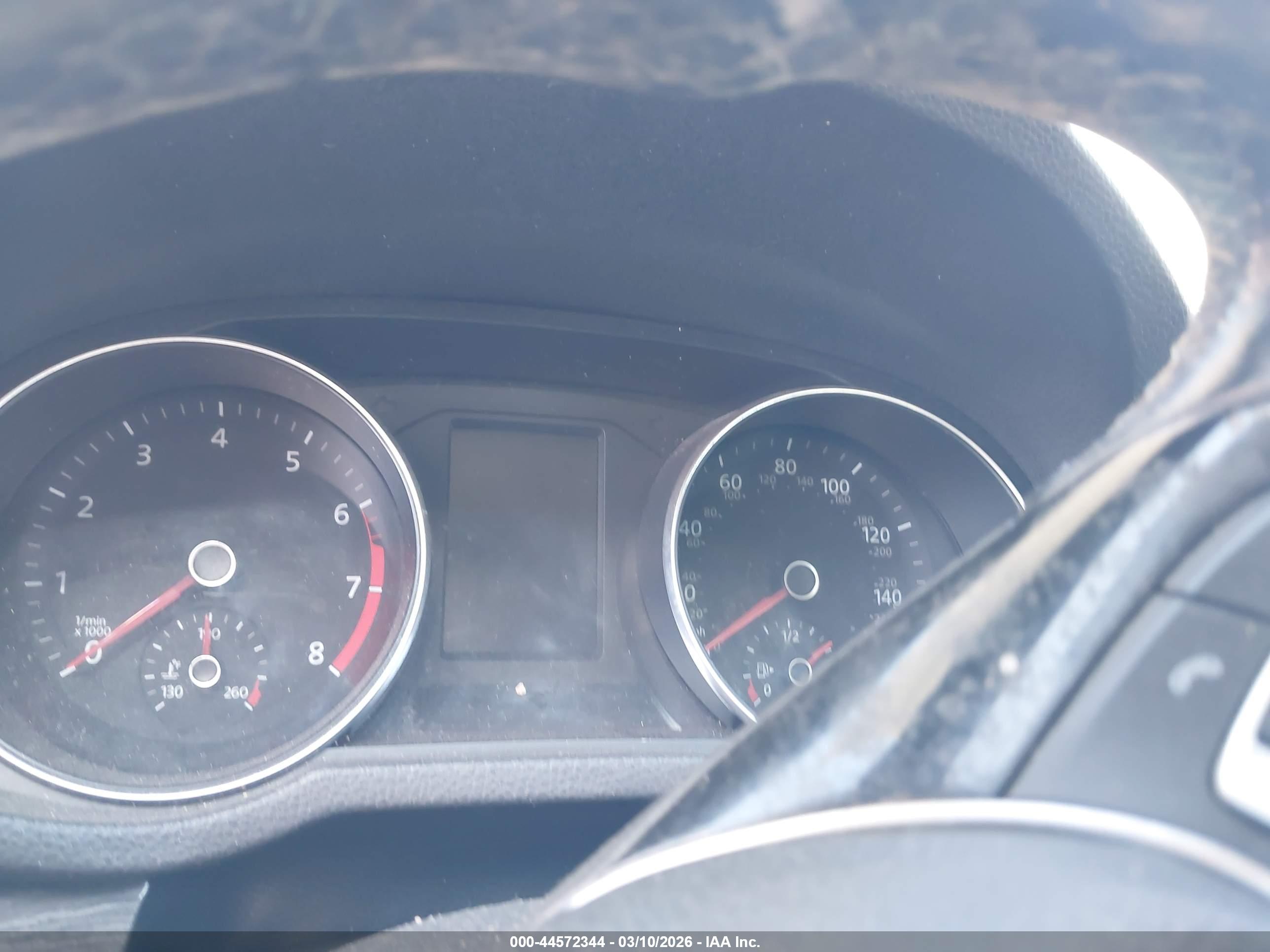 VOLKSWAGEN PASSAT image 7