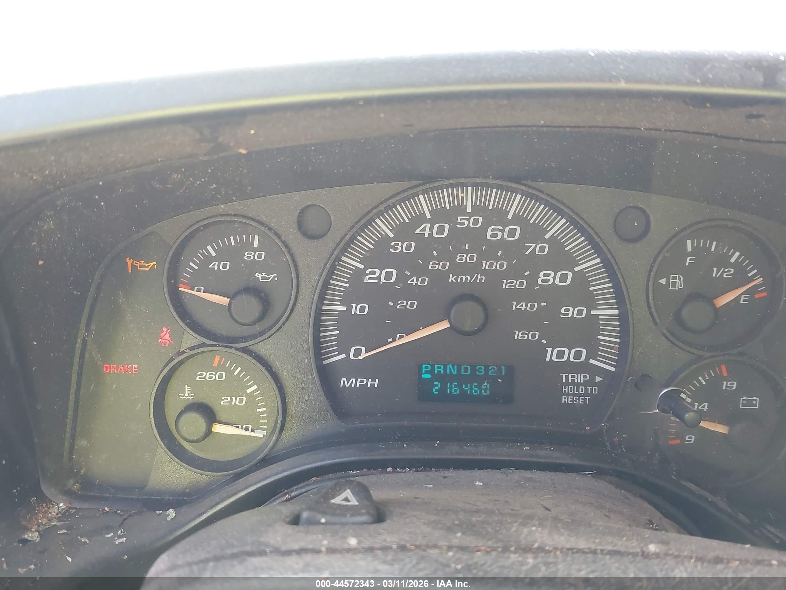 CHEVROLET EXPRESS image 7