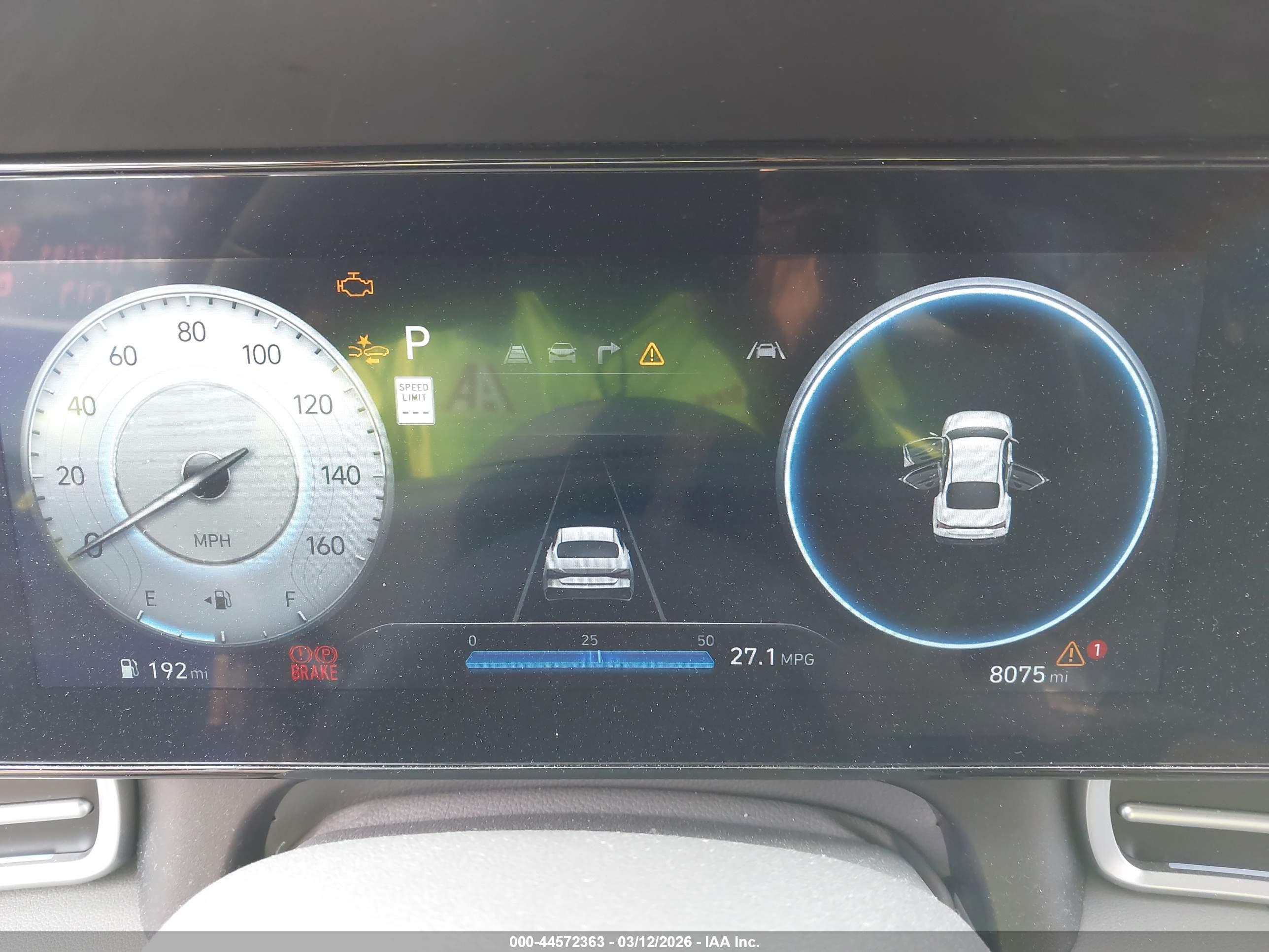 HYUNDAI ELANTRA image 7