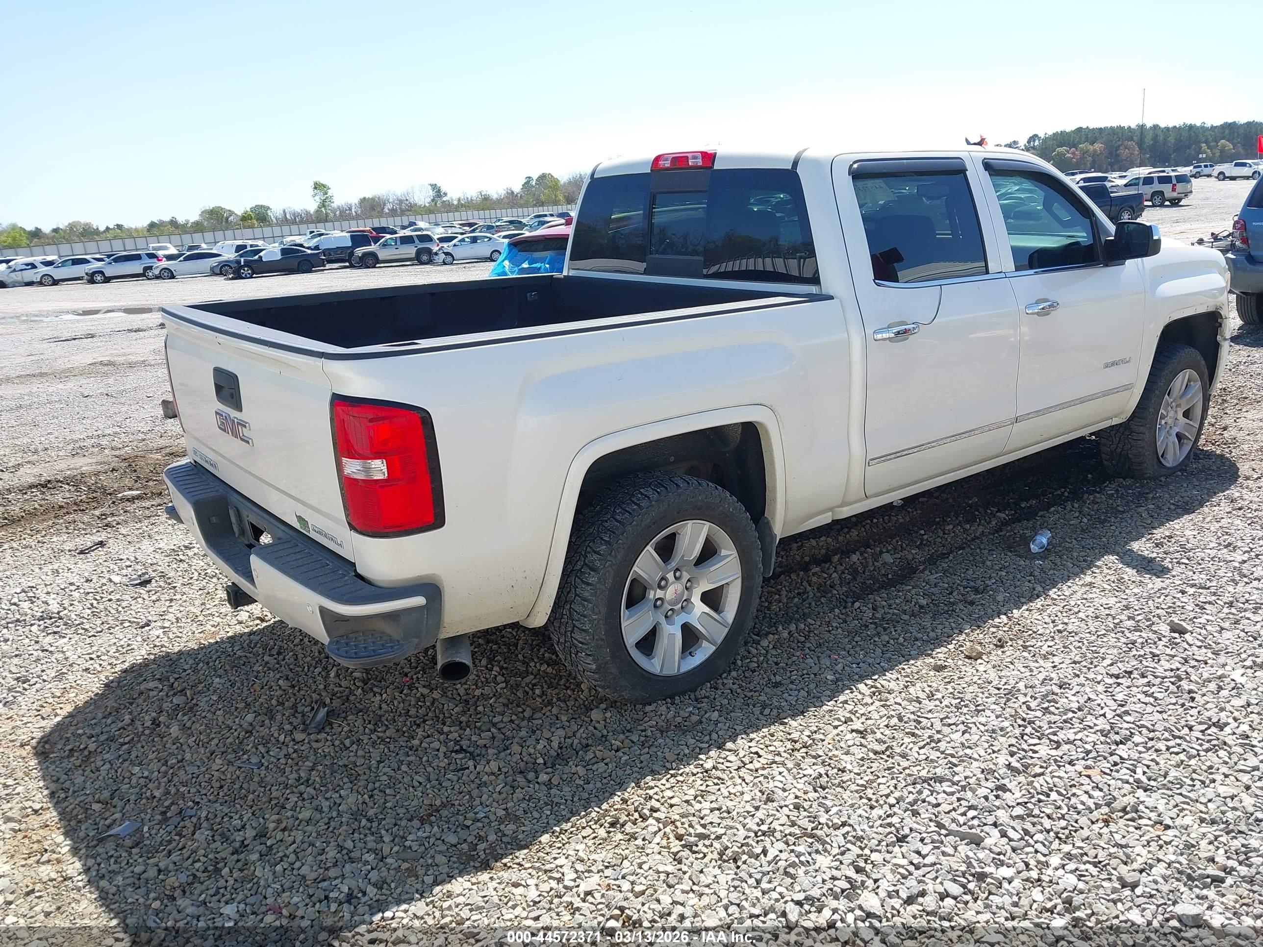 GMC SIERRA image 4