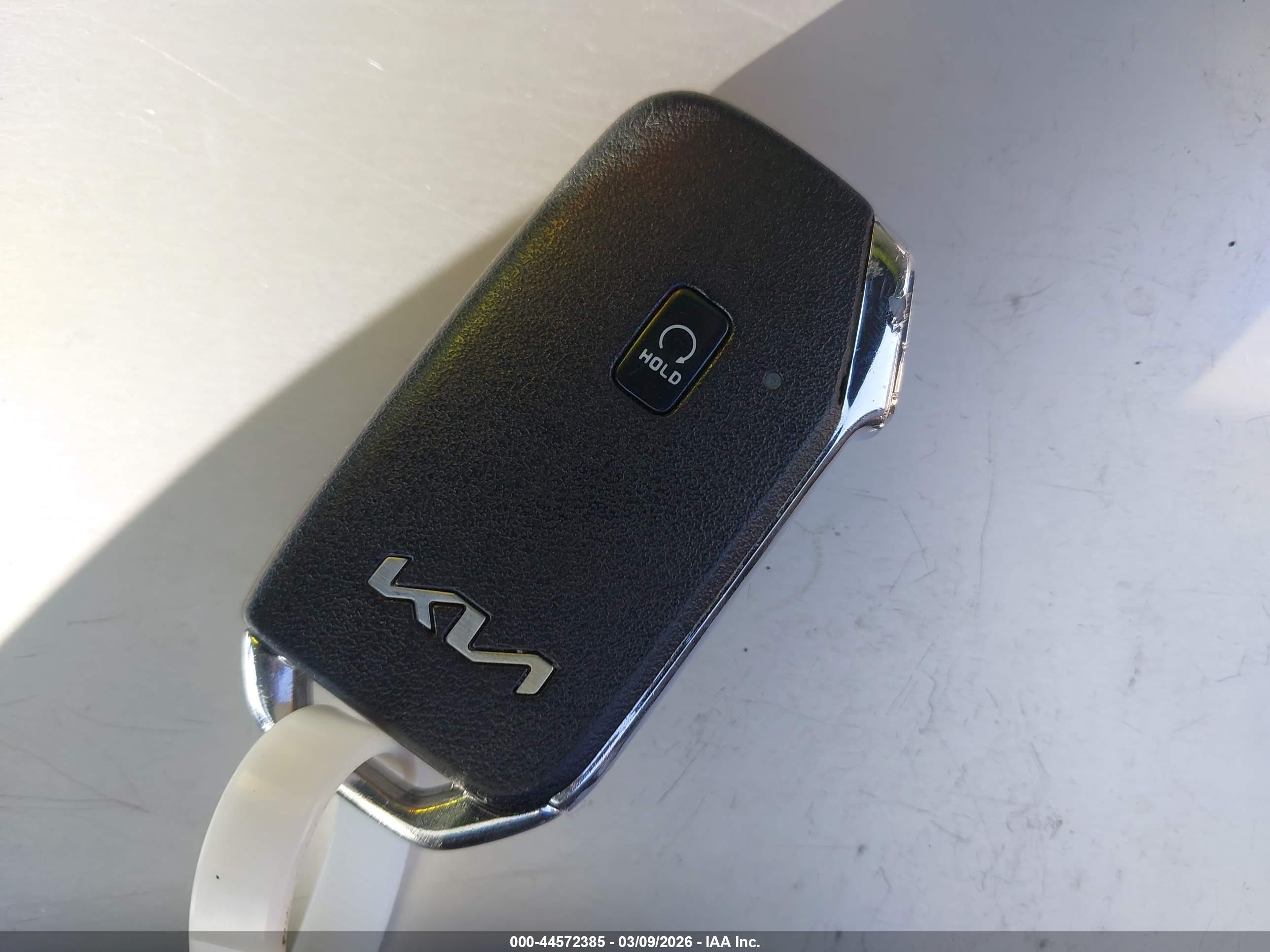KIA K5 image 11