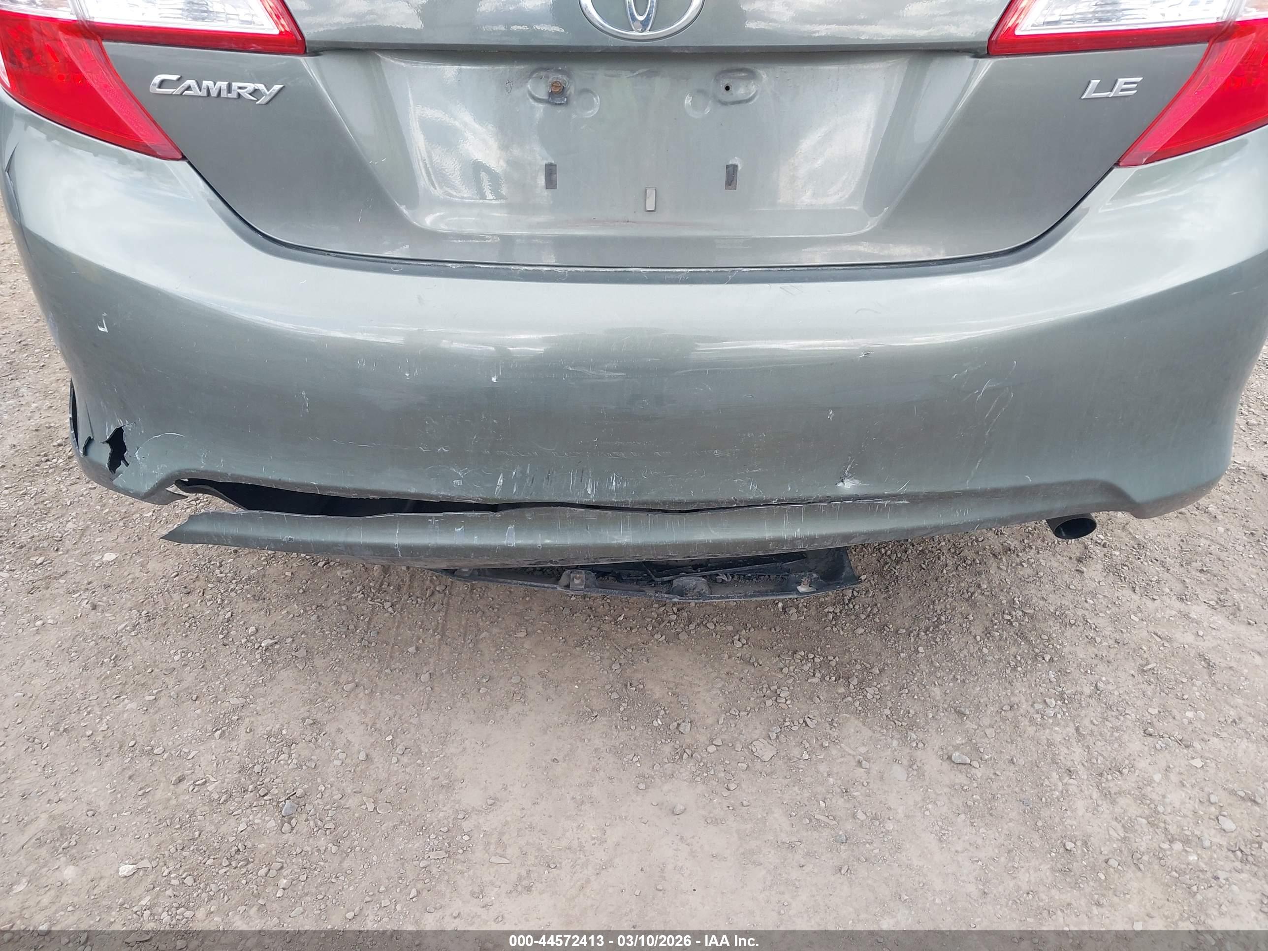 TOYOTA CAMRY image 6