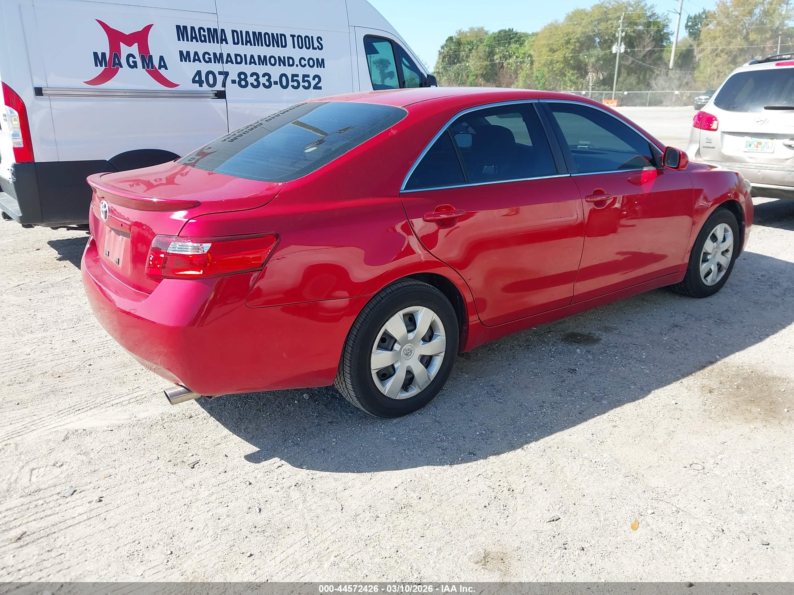 TOYOTA CAMRY image 4