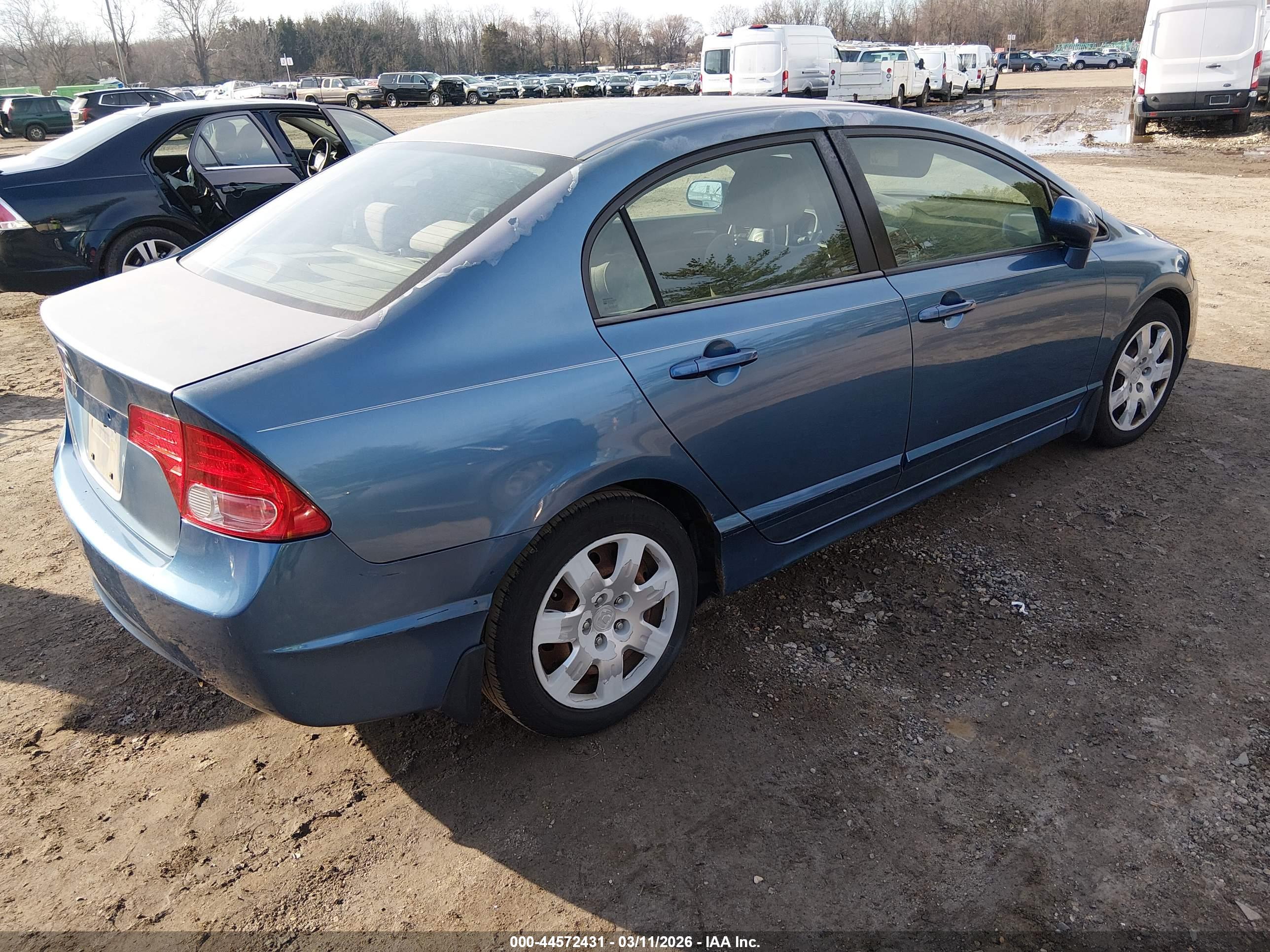 HONDA CIVIC image 4