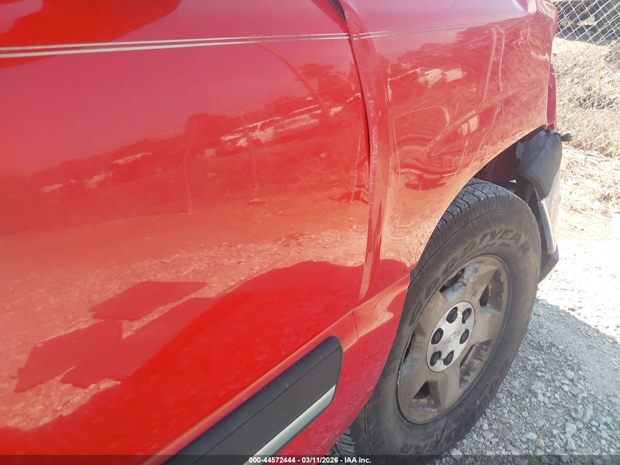 CHEVROLET SILVERADO image 6