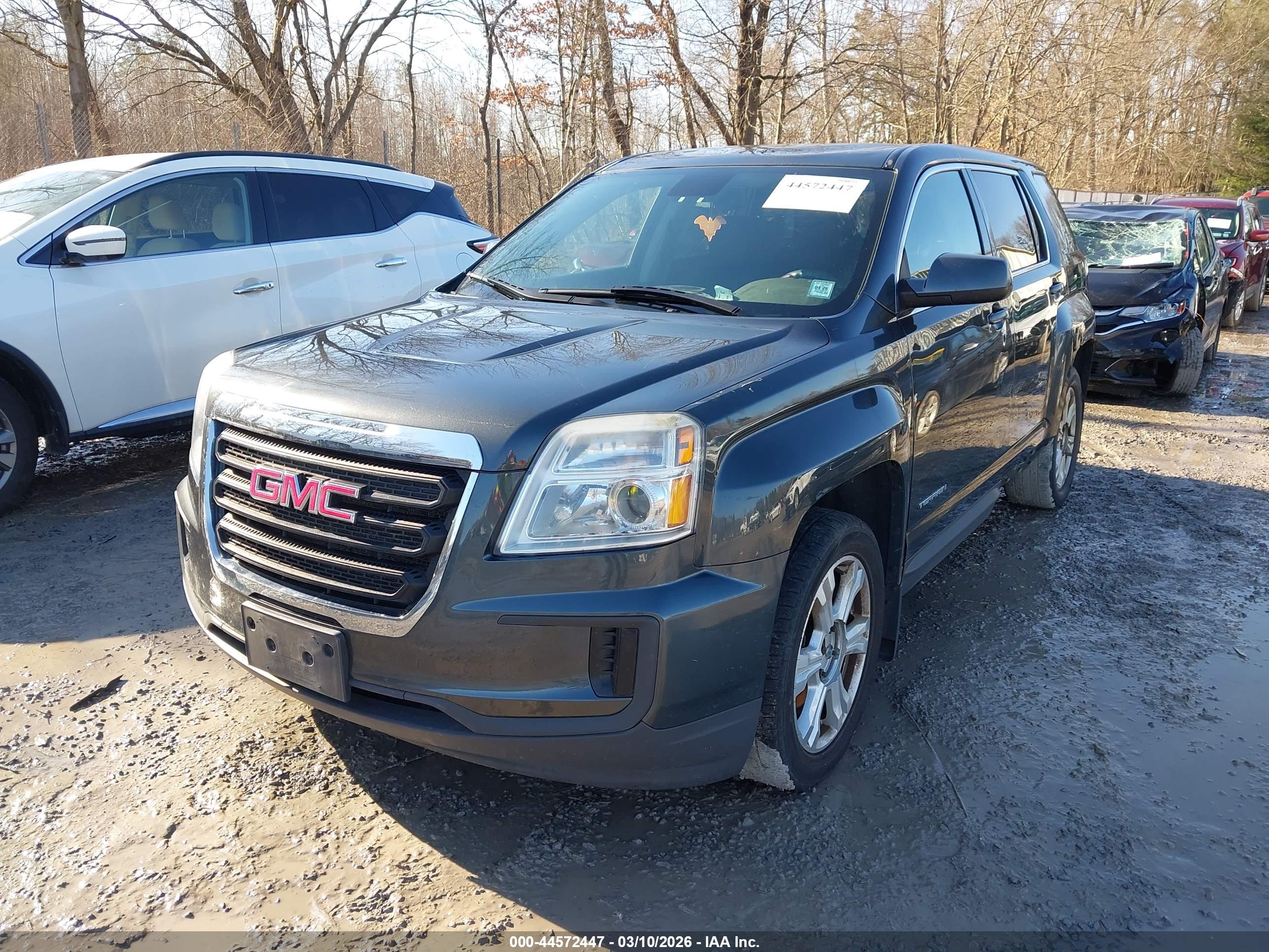 GMC TERRAIN image 6
