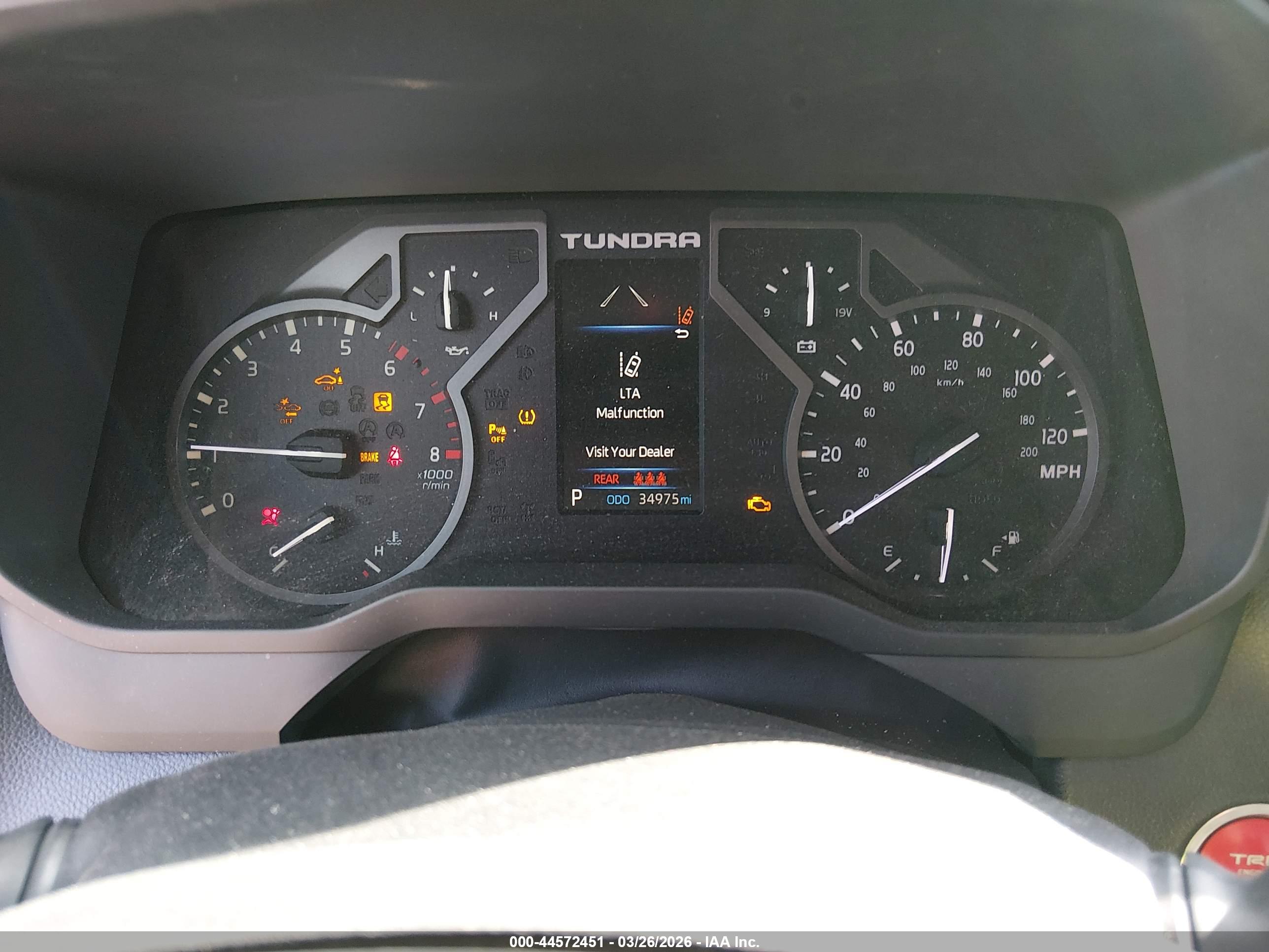 TOYOTA TUNDRA image 7