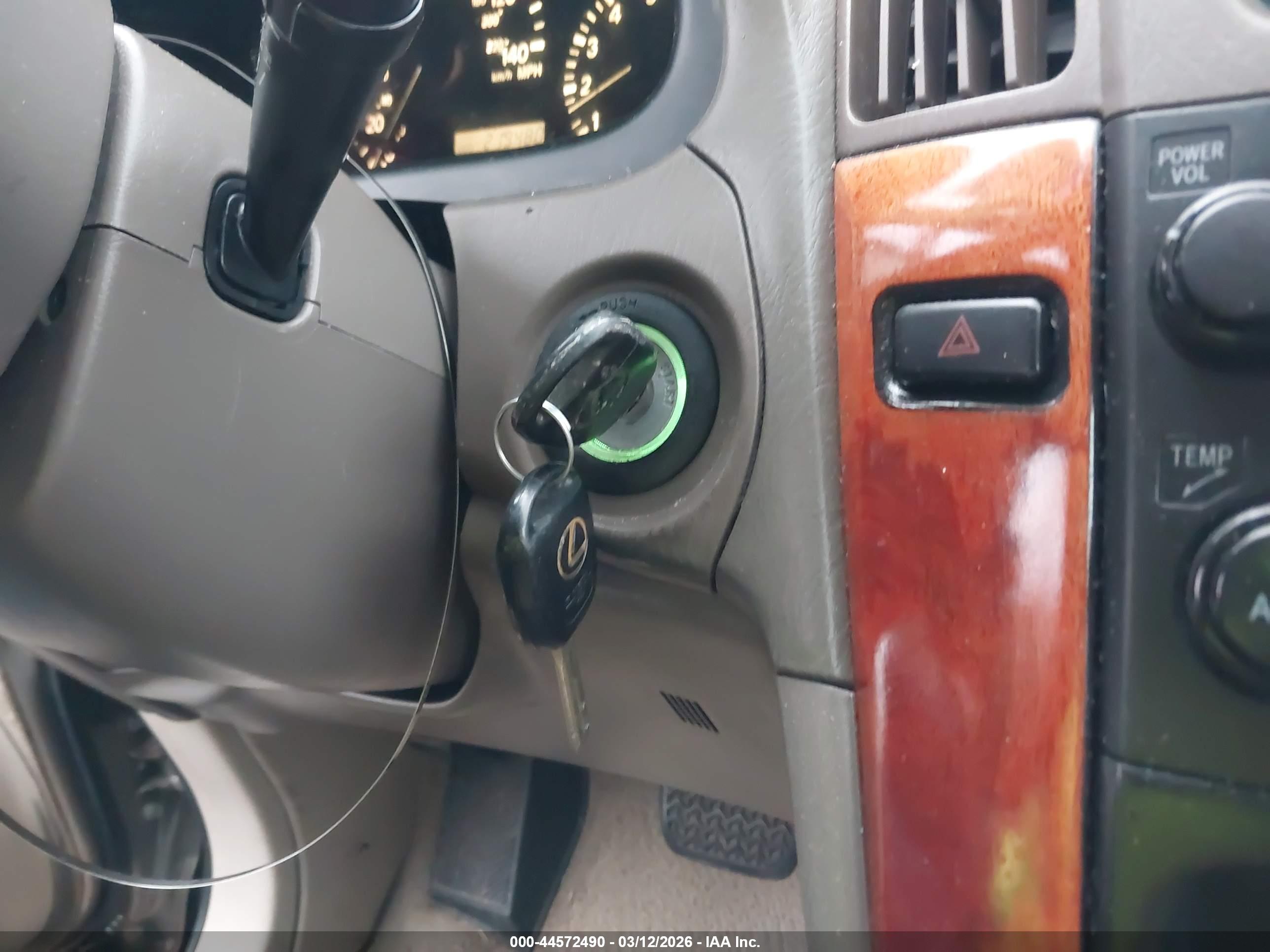 LEXUS RX image 11