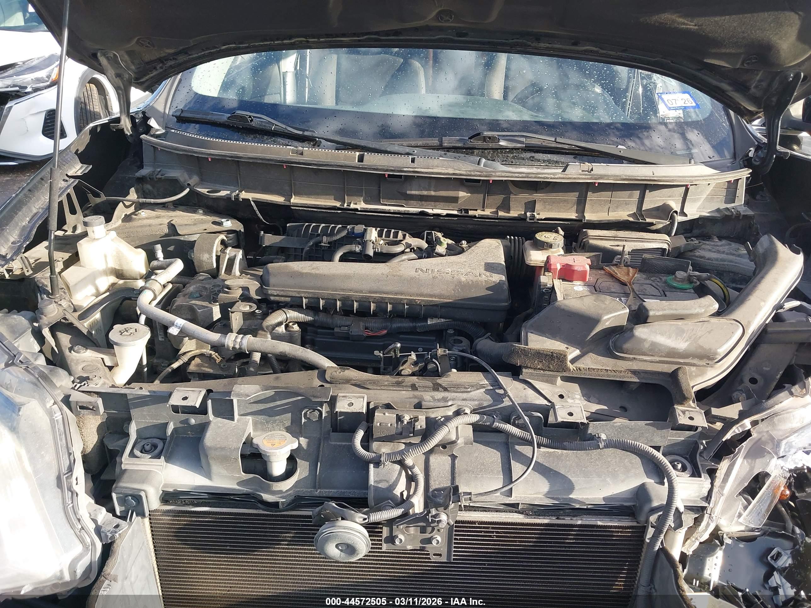 NISSAN ROGUE image 10