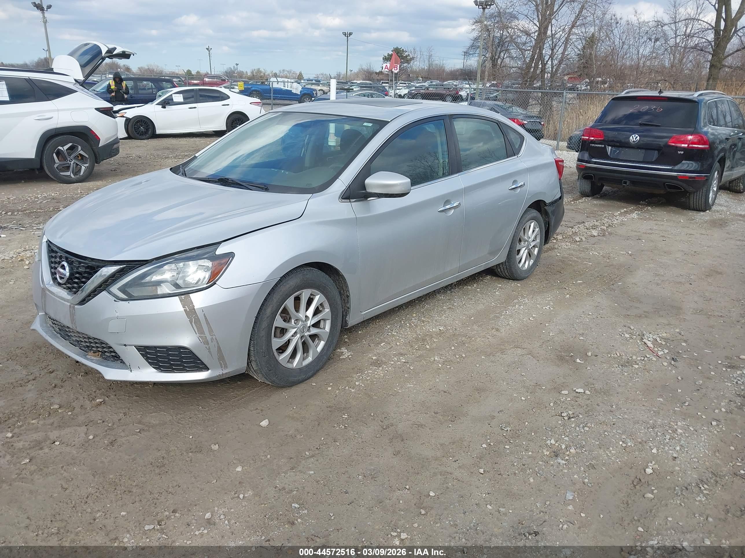 NISSAN SENTRA image 2