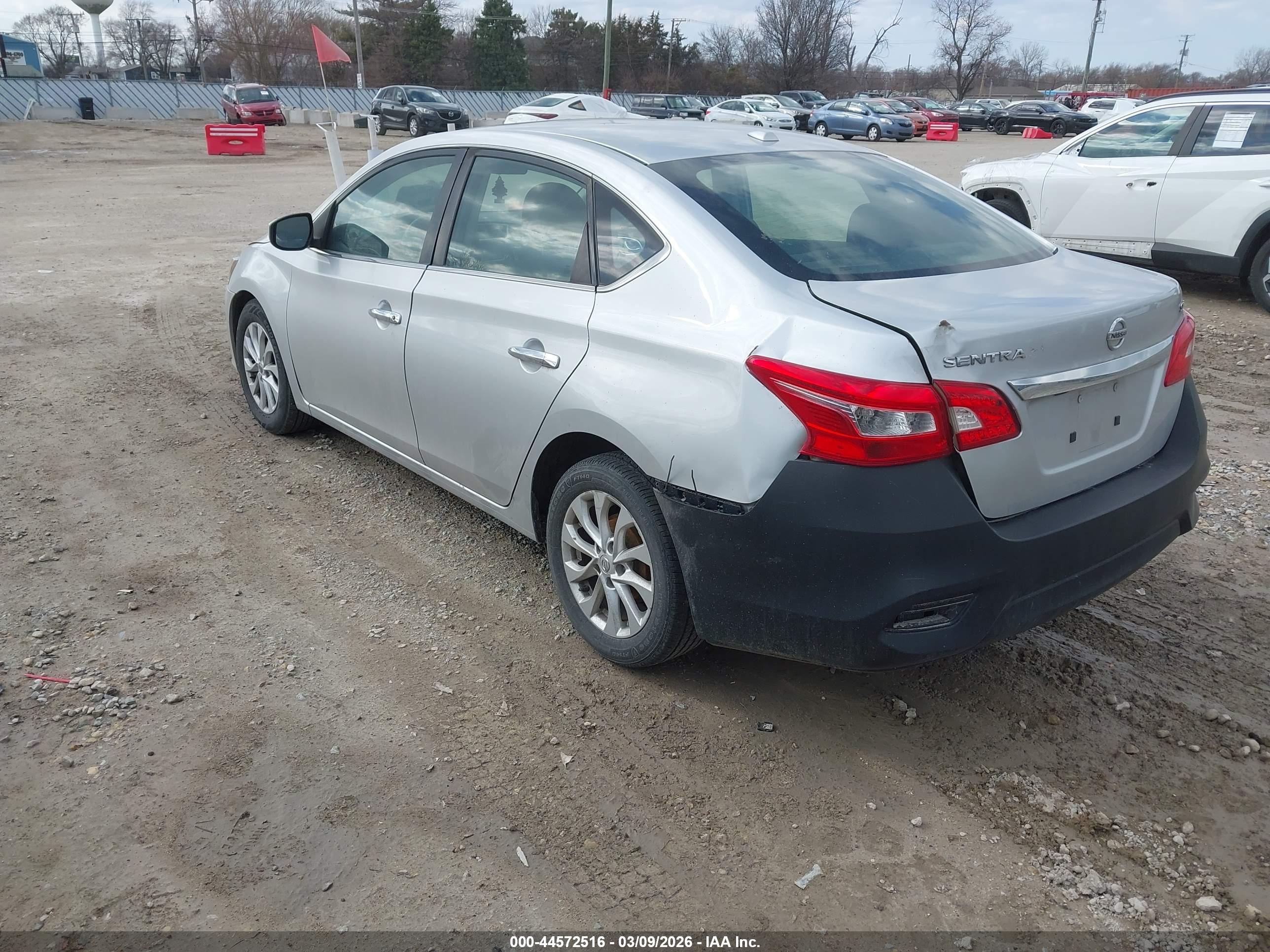 NISSAN SENTRA image 3