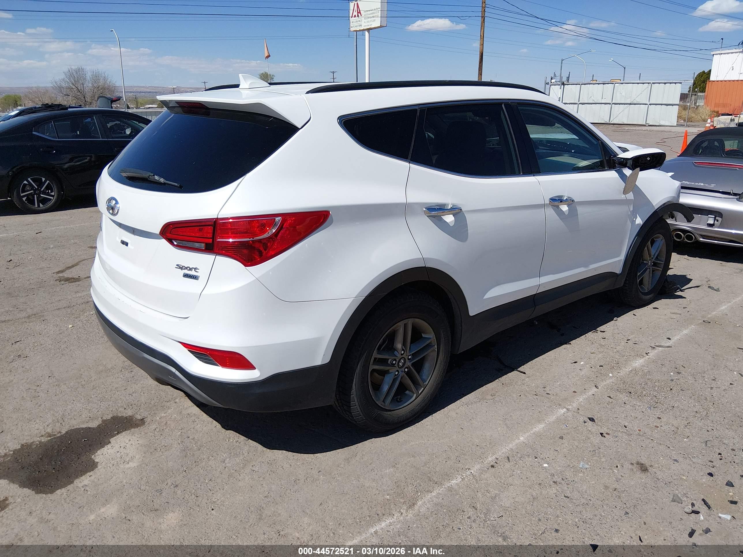 HYUNDAI SANTA image 4