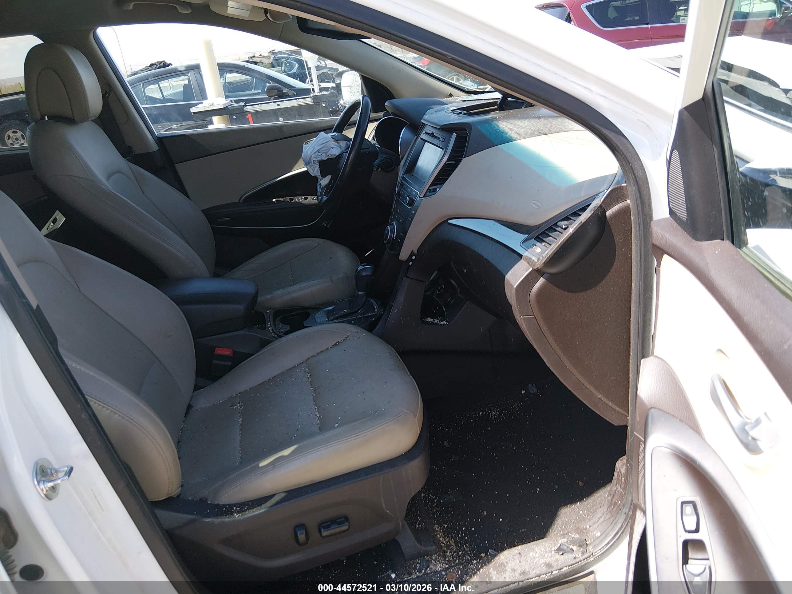 HYUNDAI SANTA image 5