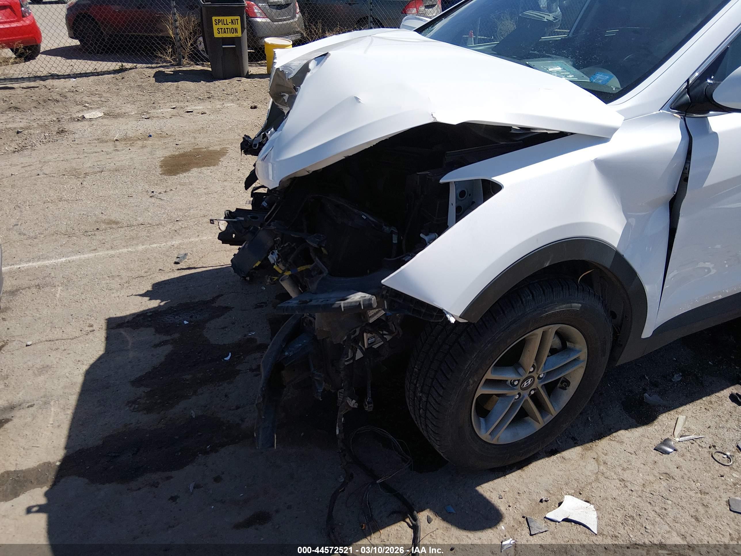 HYUNDAI SANTA image 6