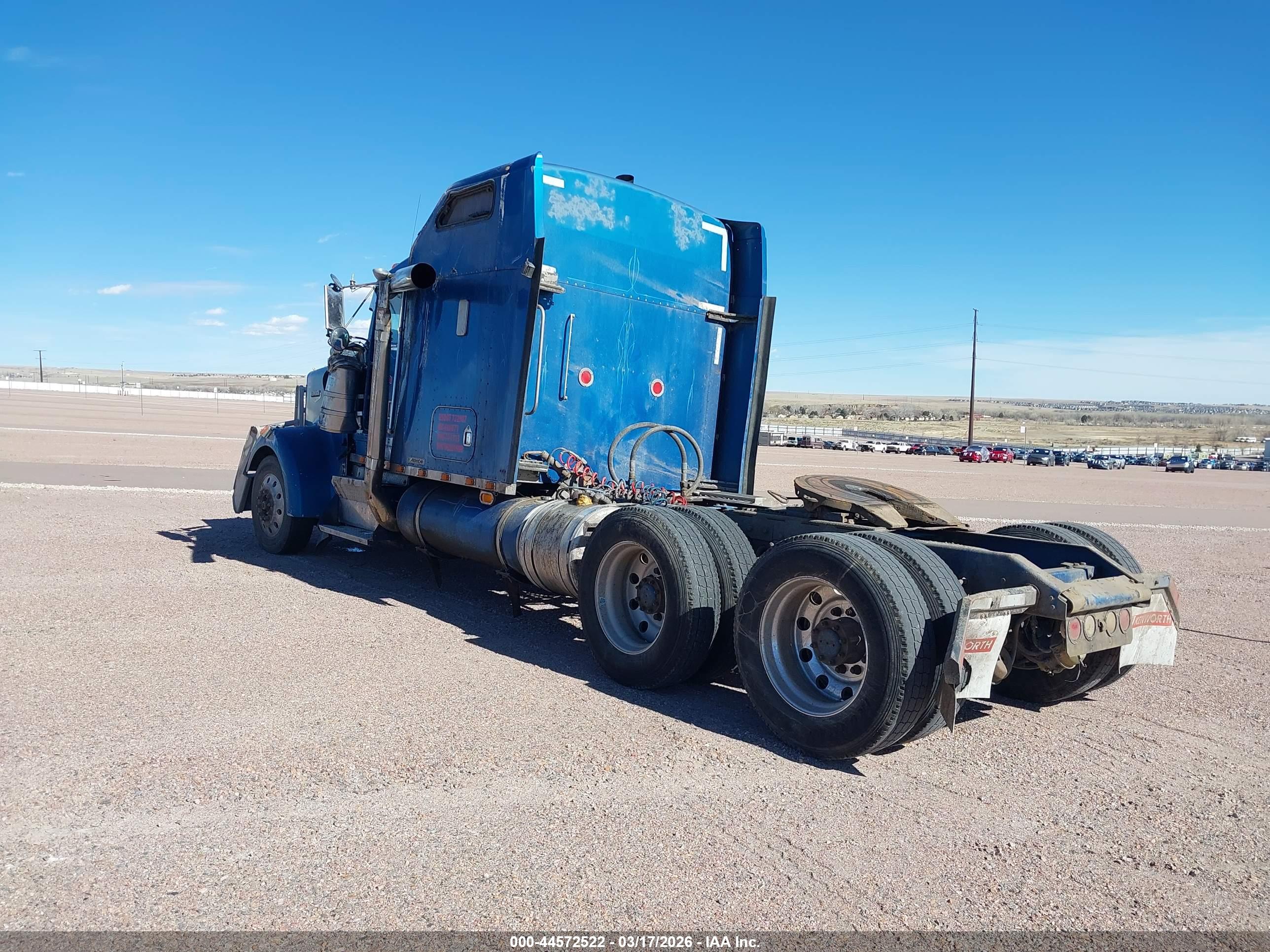 KENWORTH CONSTRUCTION image 3