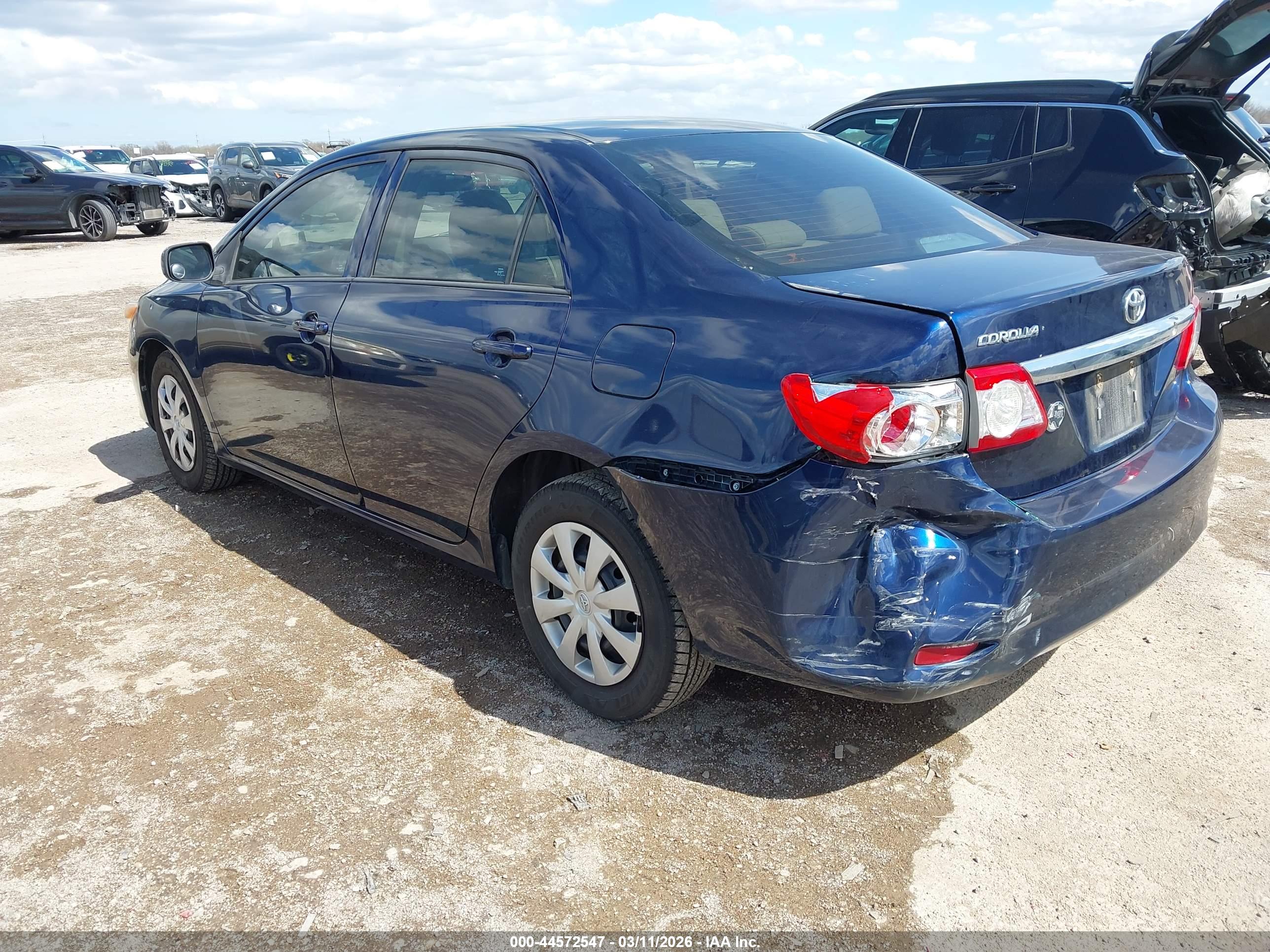 TOYOTA COROLLA image 3
