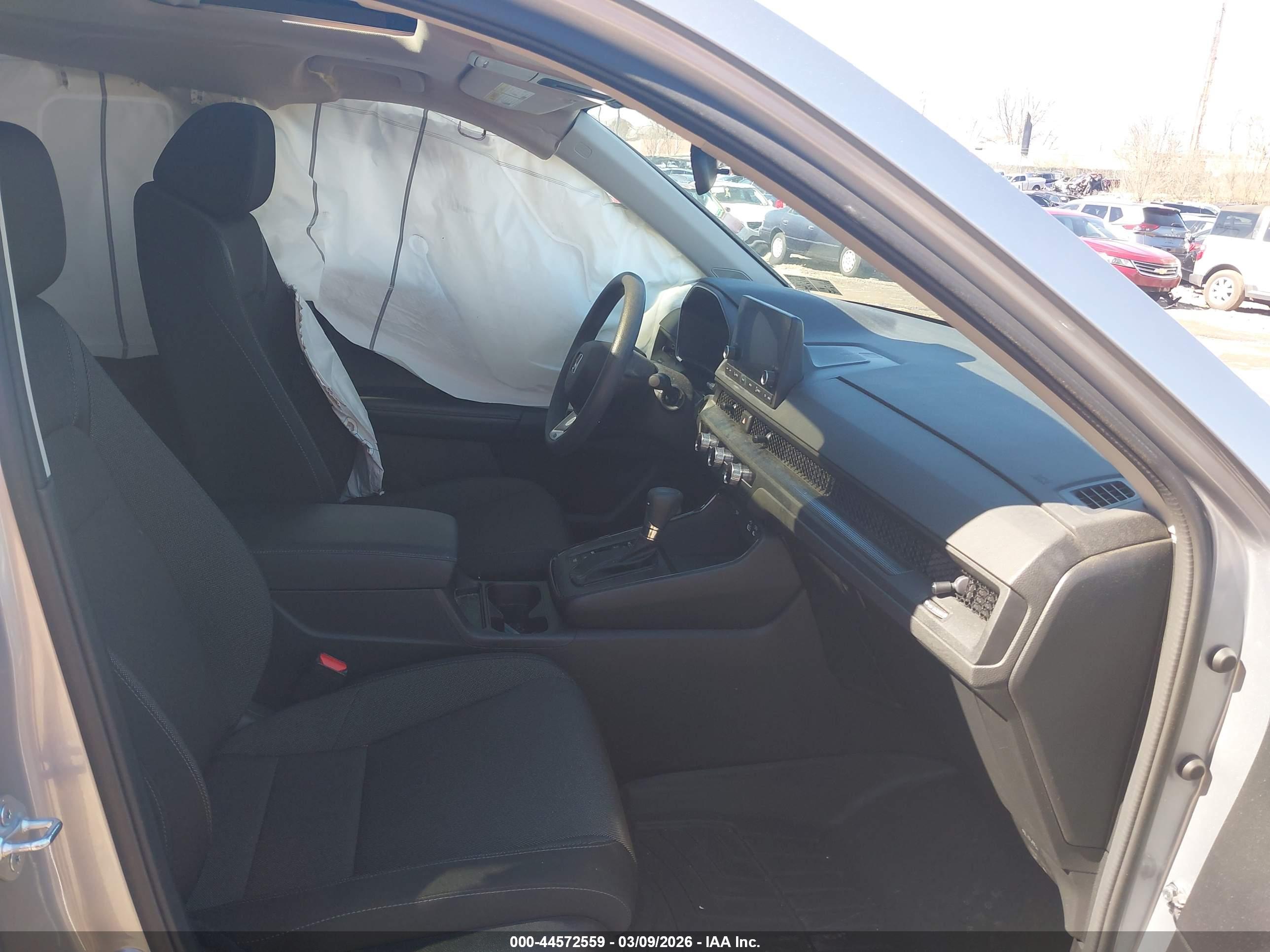 HONDA CR-V image 5