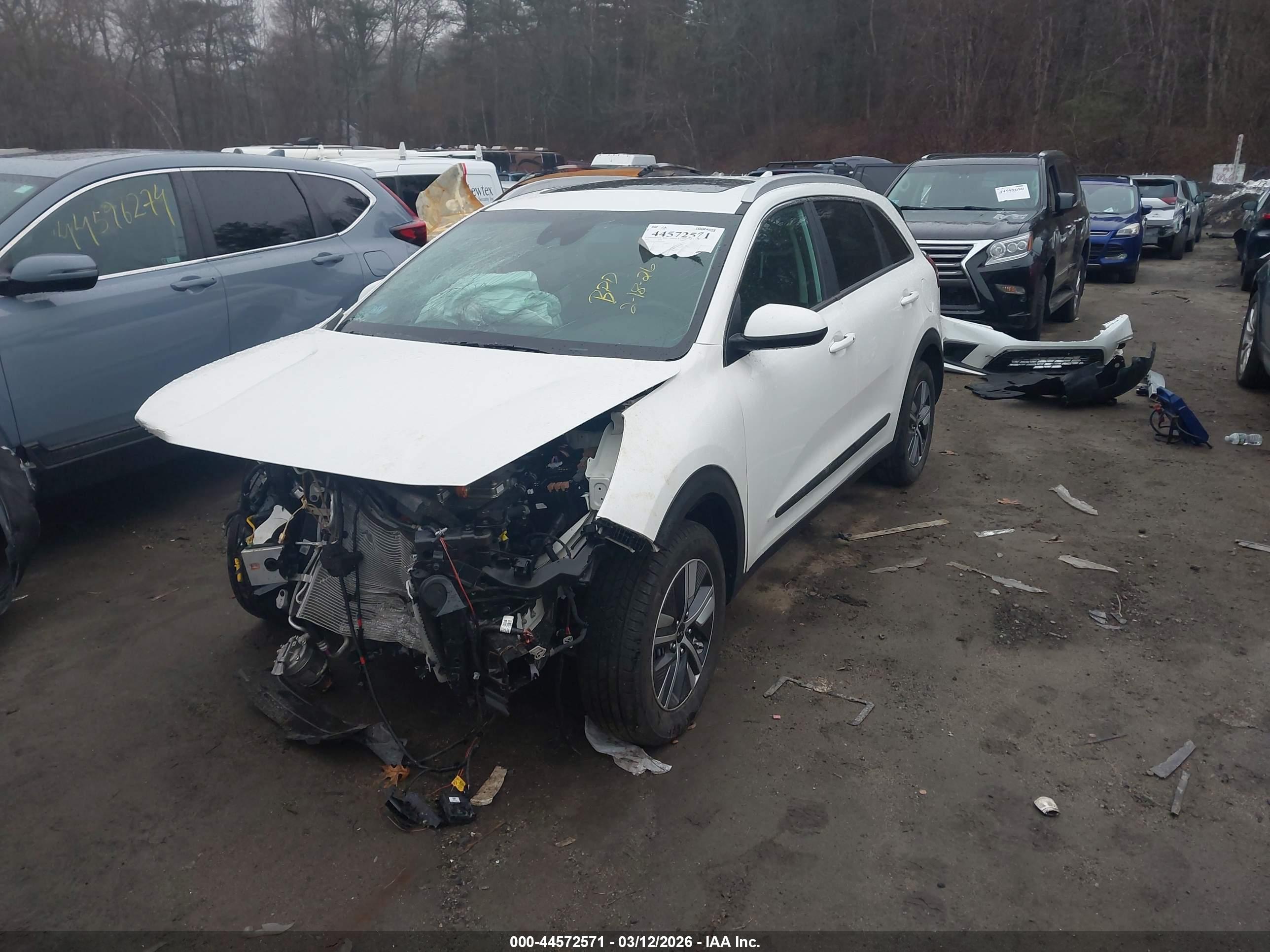 KIA NIRO image 2