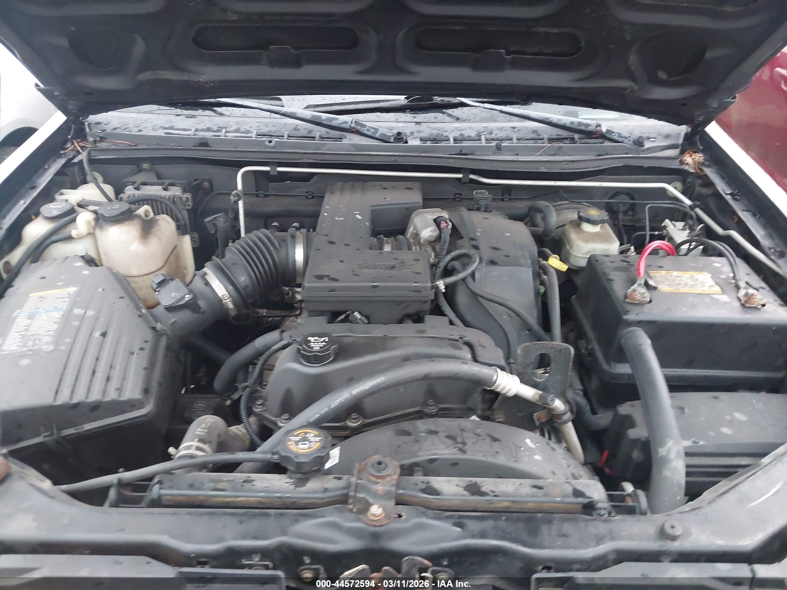 CHEVROLET COLORADO image 10