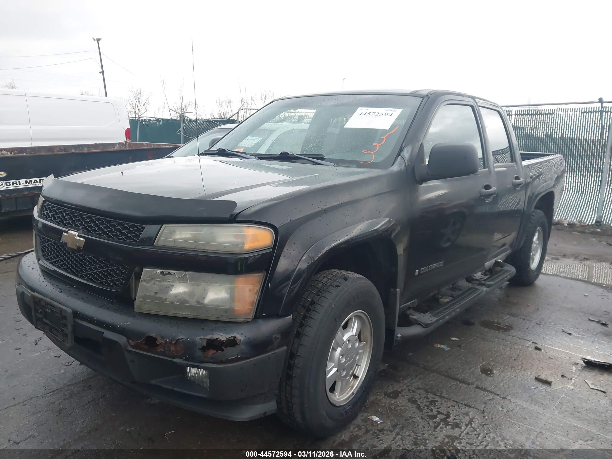 CHEVROLET COLORADO image 2