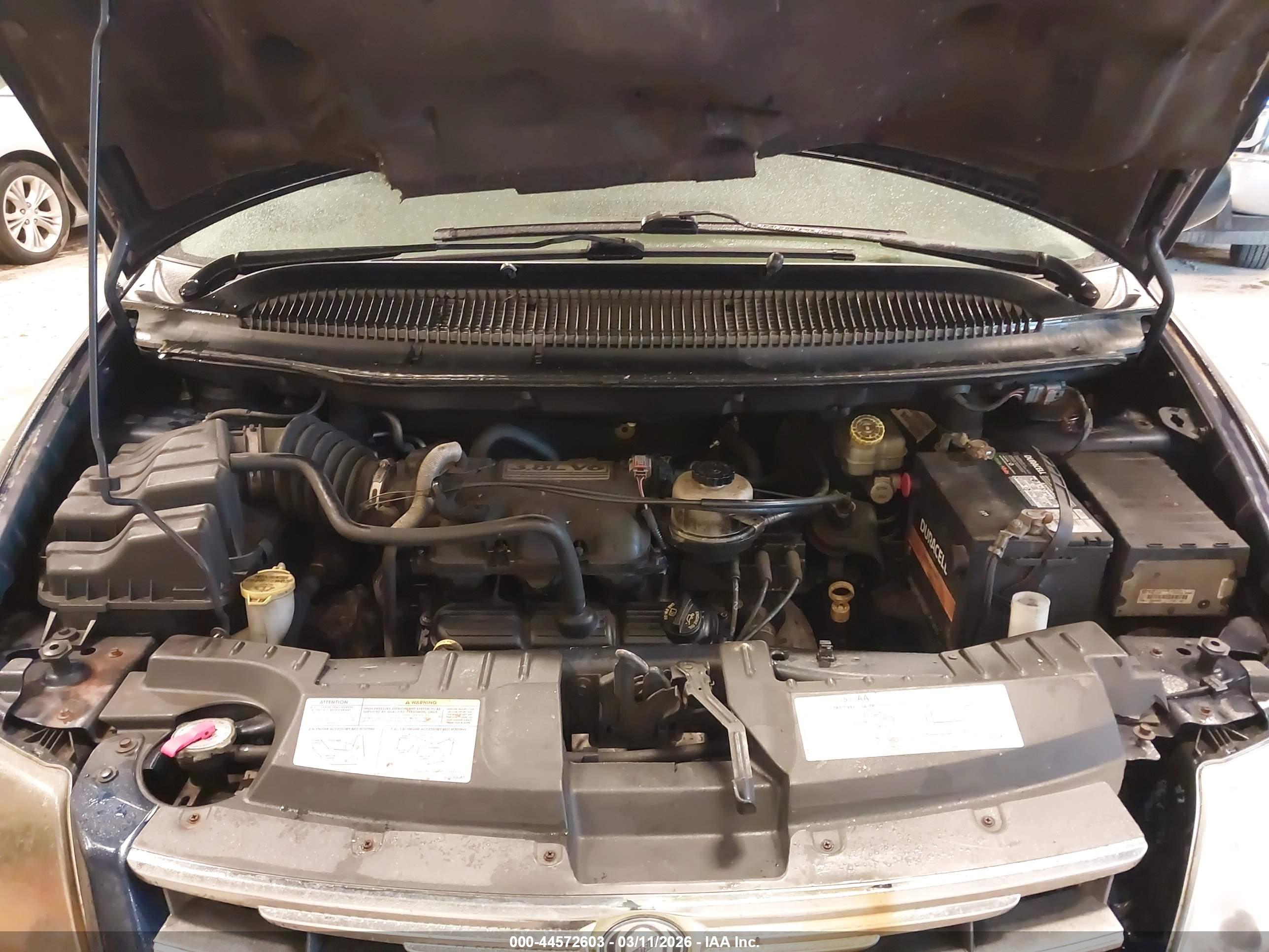 CHRYSLER TOWN image 10