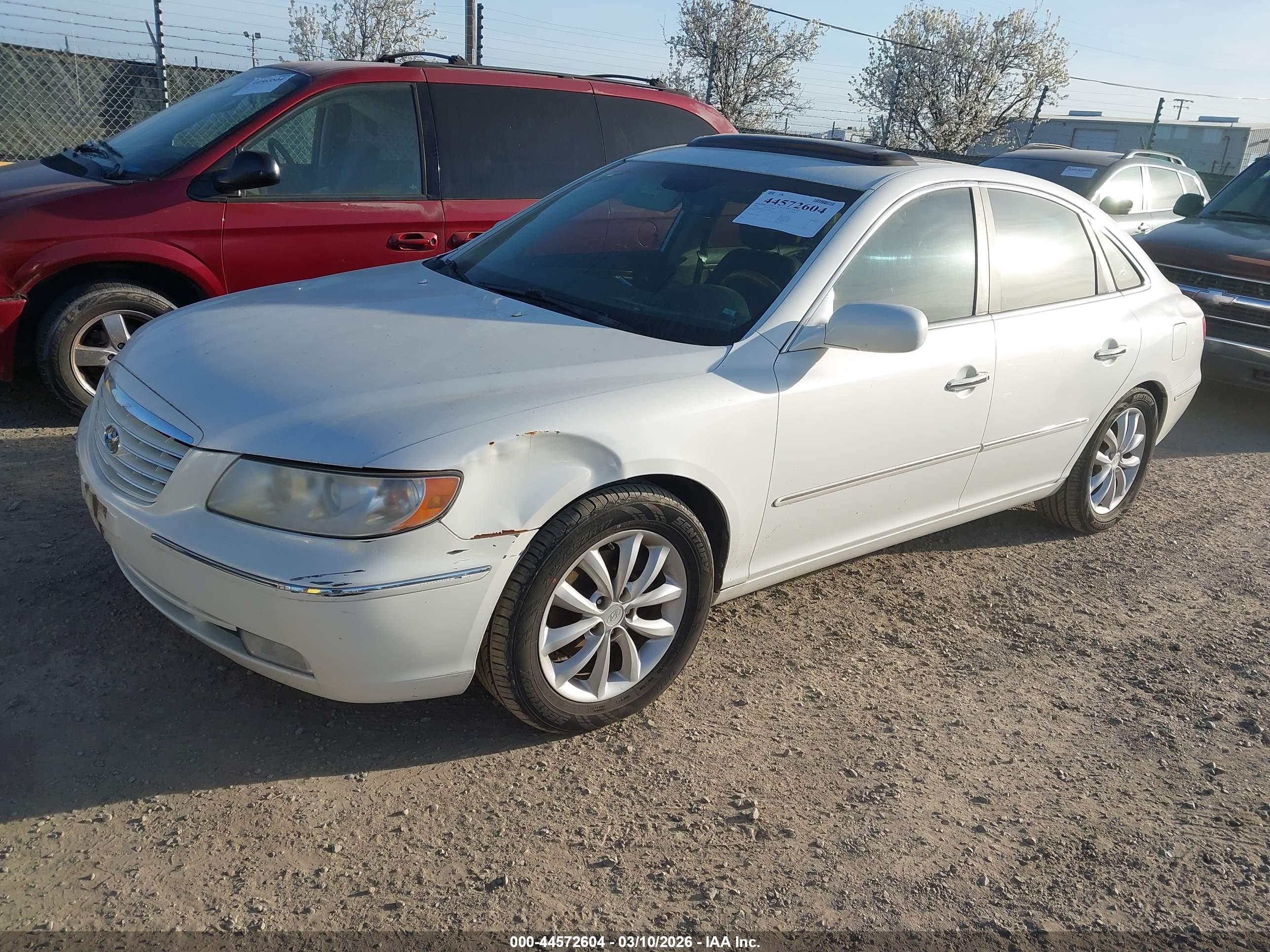 HYUNDAI AZERA image 2