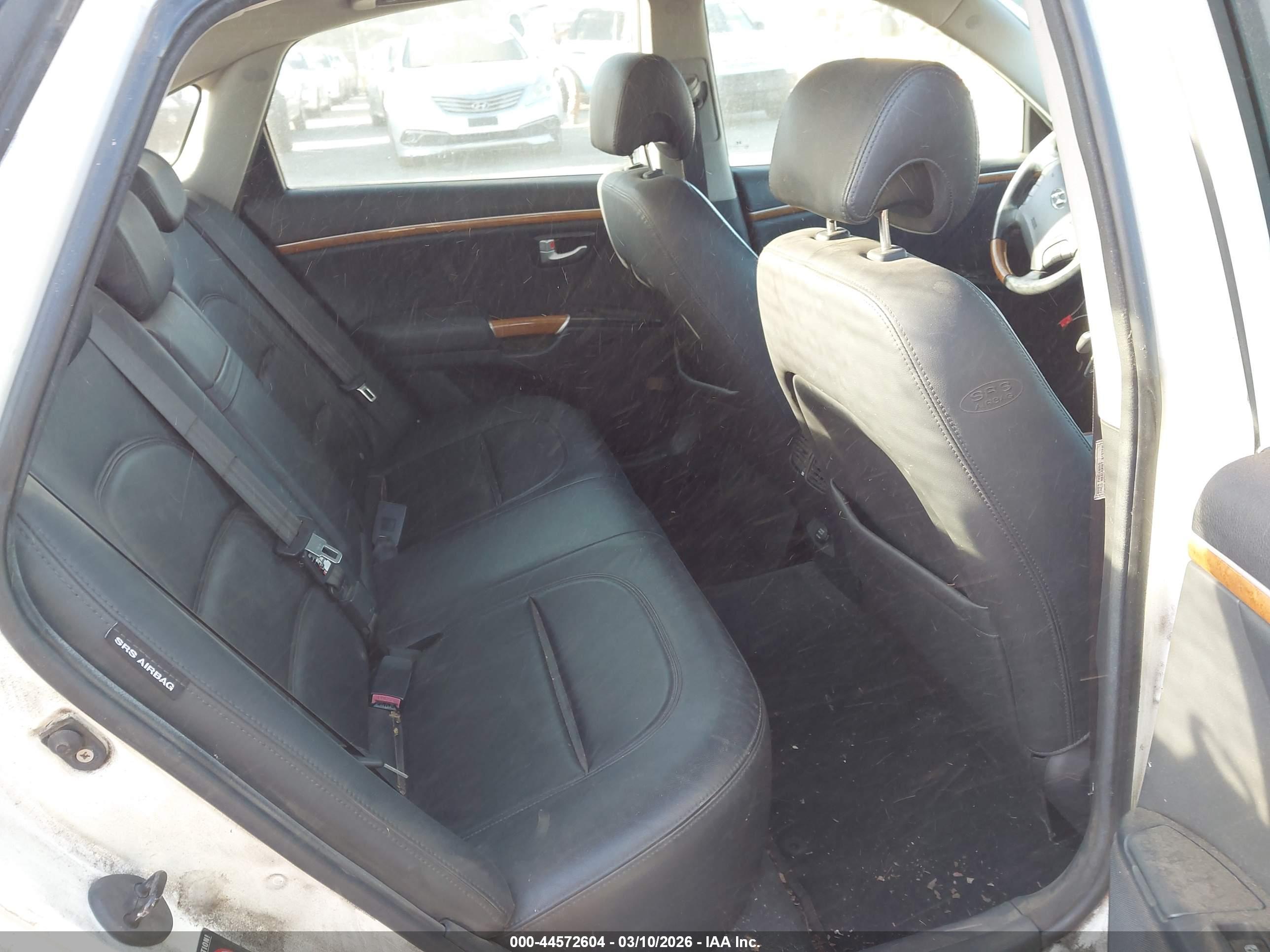 HYUNDAI AZERA image 8